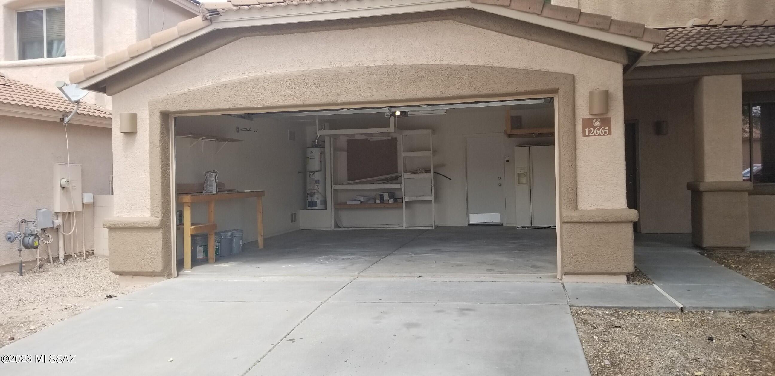 Rancho Del Lago (1-100) - Residential Lease