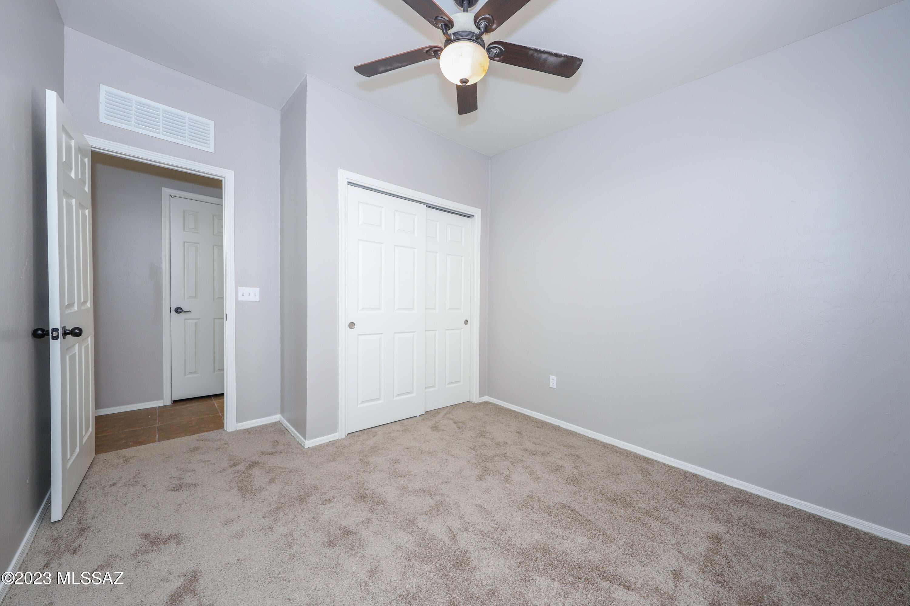 Rancho Del Lago (1-100) - Residential Lease