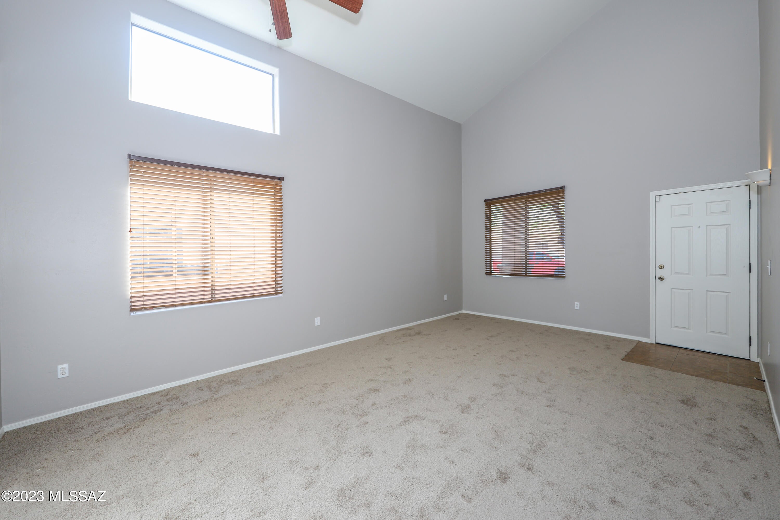 Rancho Del Lago (1-100) - Residential Lease
