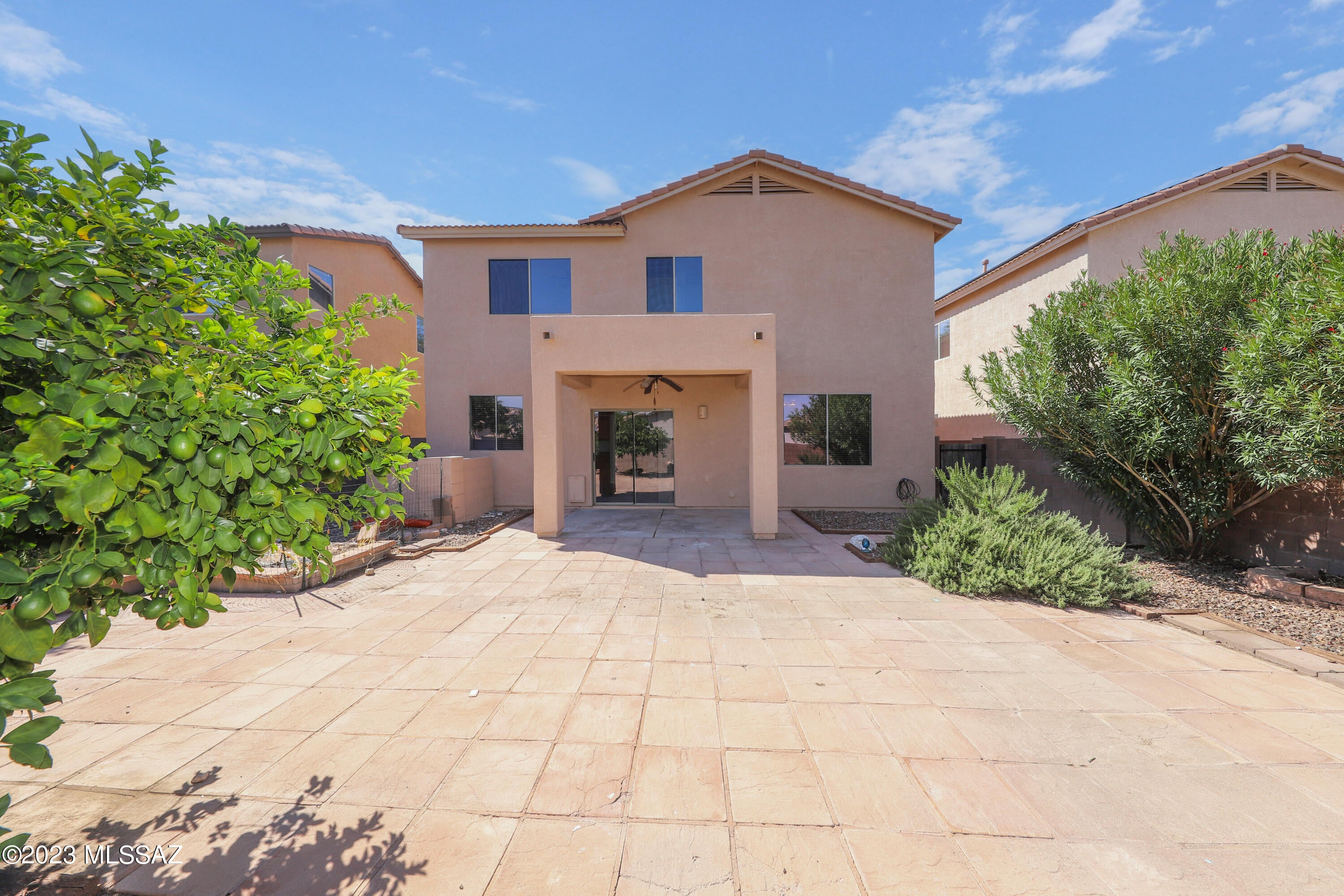 Rancho Del Lago (1-100) - Residential Lease
