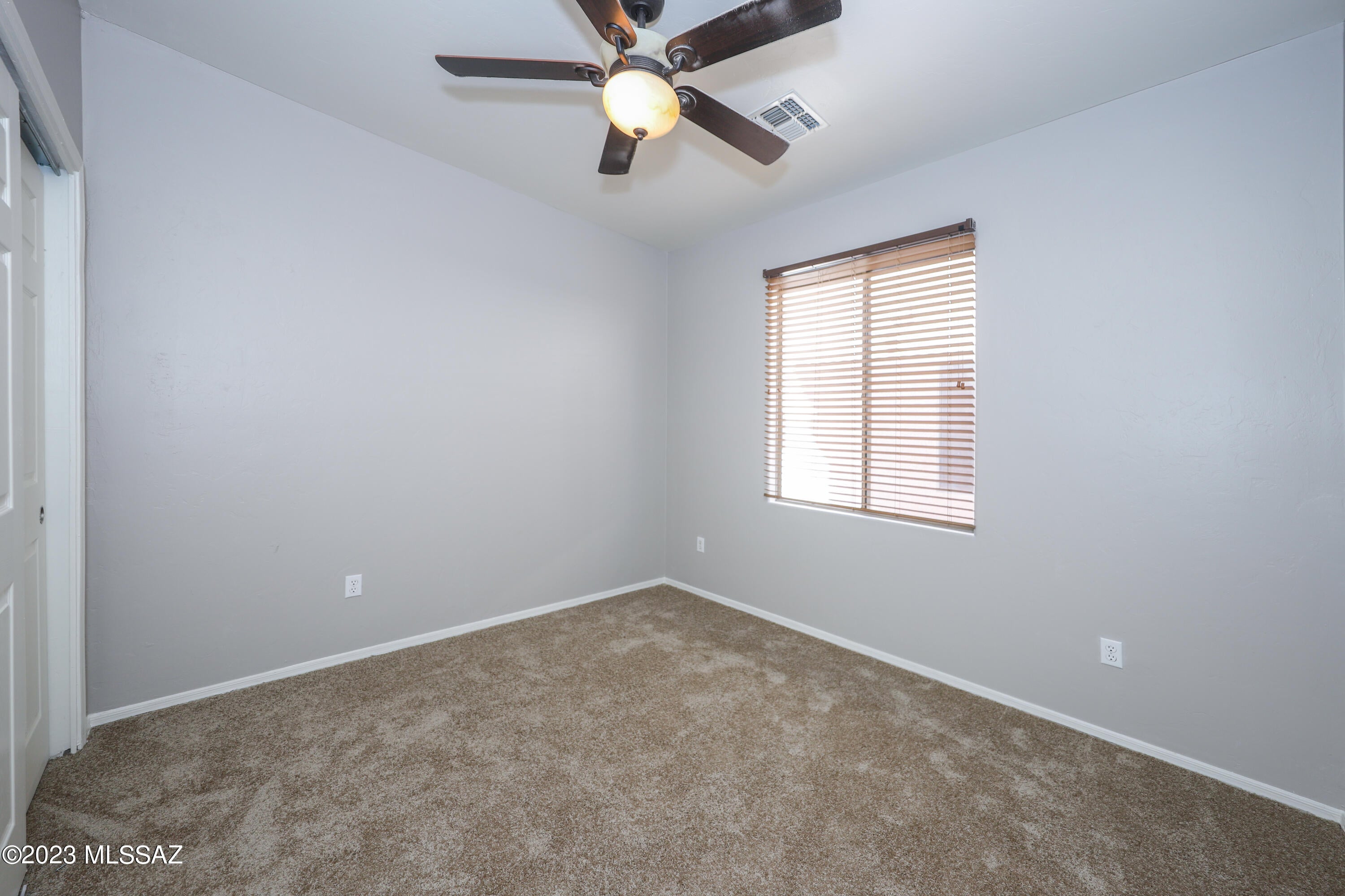 Rancho Del Lago (1-100) - Residential Lease