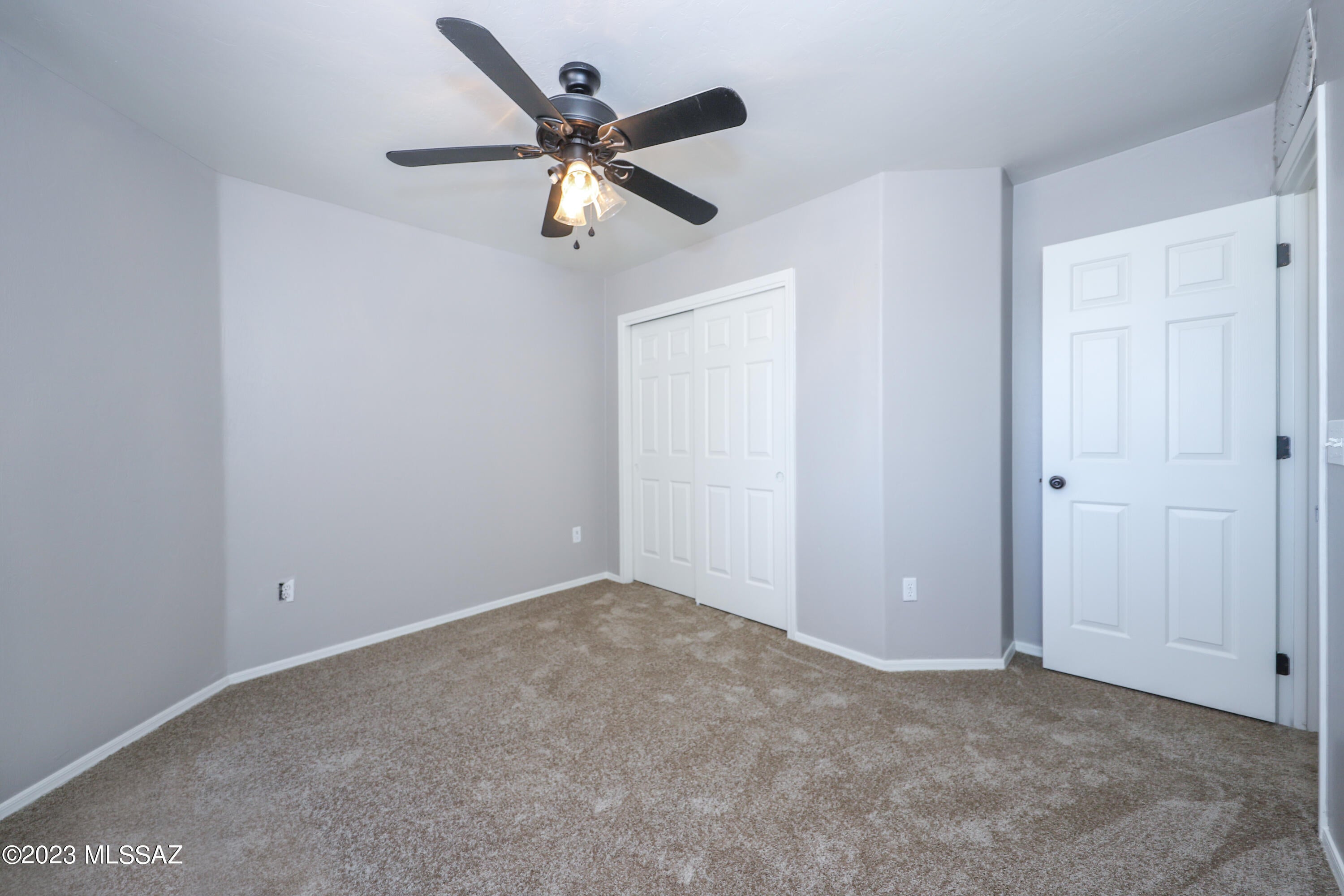 Rancho Del Lago (1-100) - Residential Lease