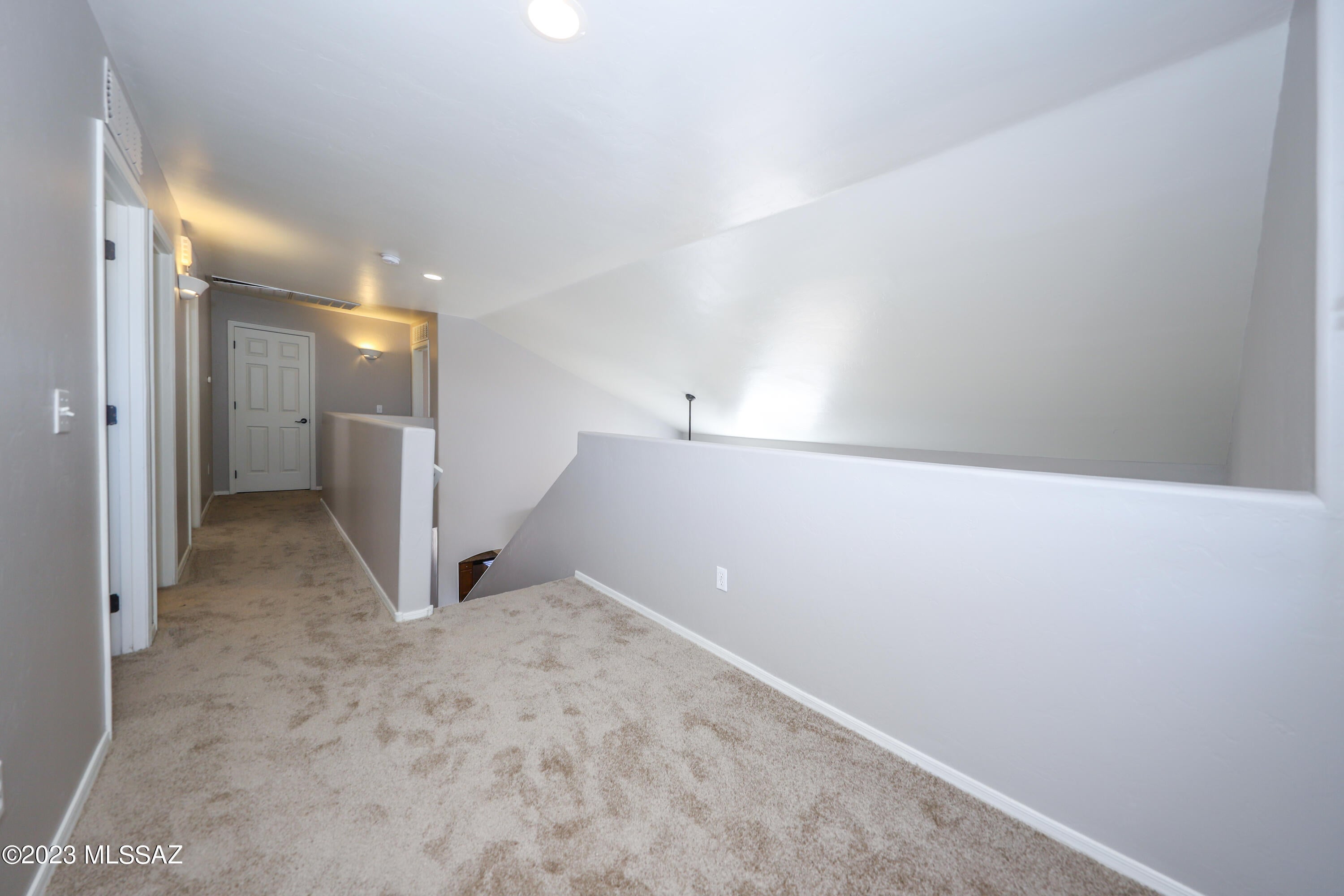 Rancho Del Lago (1-100) - Residential Lease