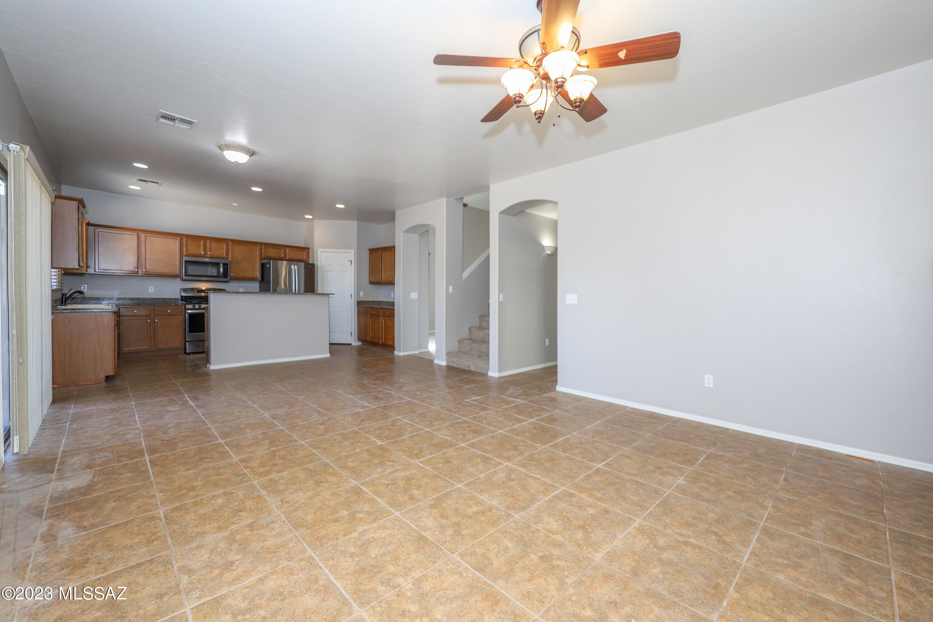 Rancho Del Lago (1-100) - Residential Lease