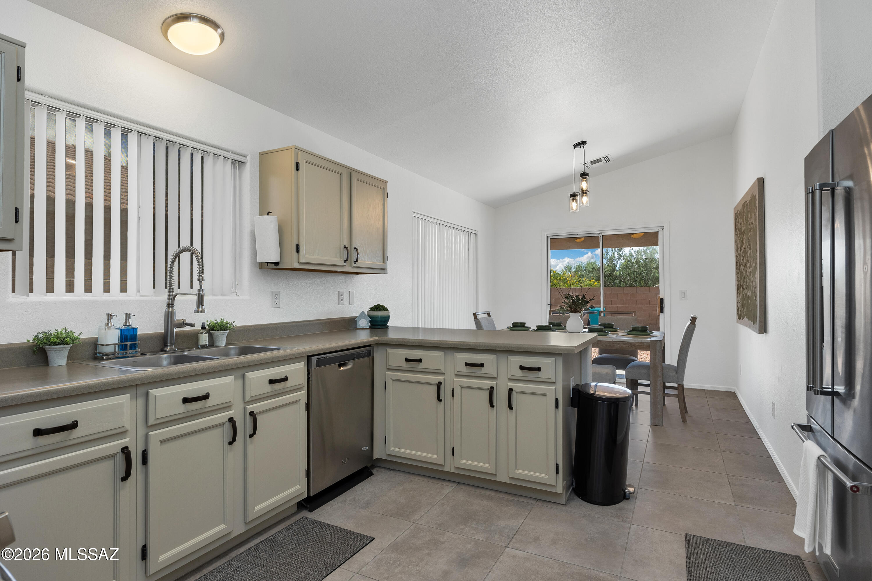 Quail Crossing (1-150) - Residential Lease