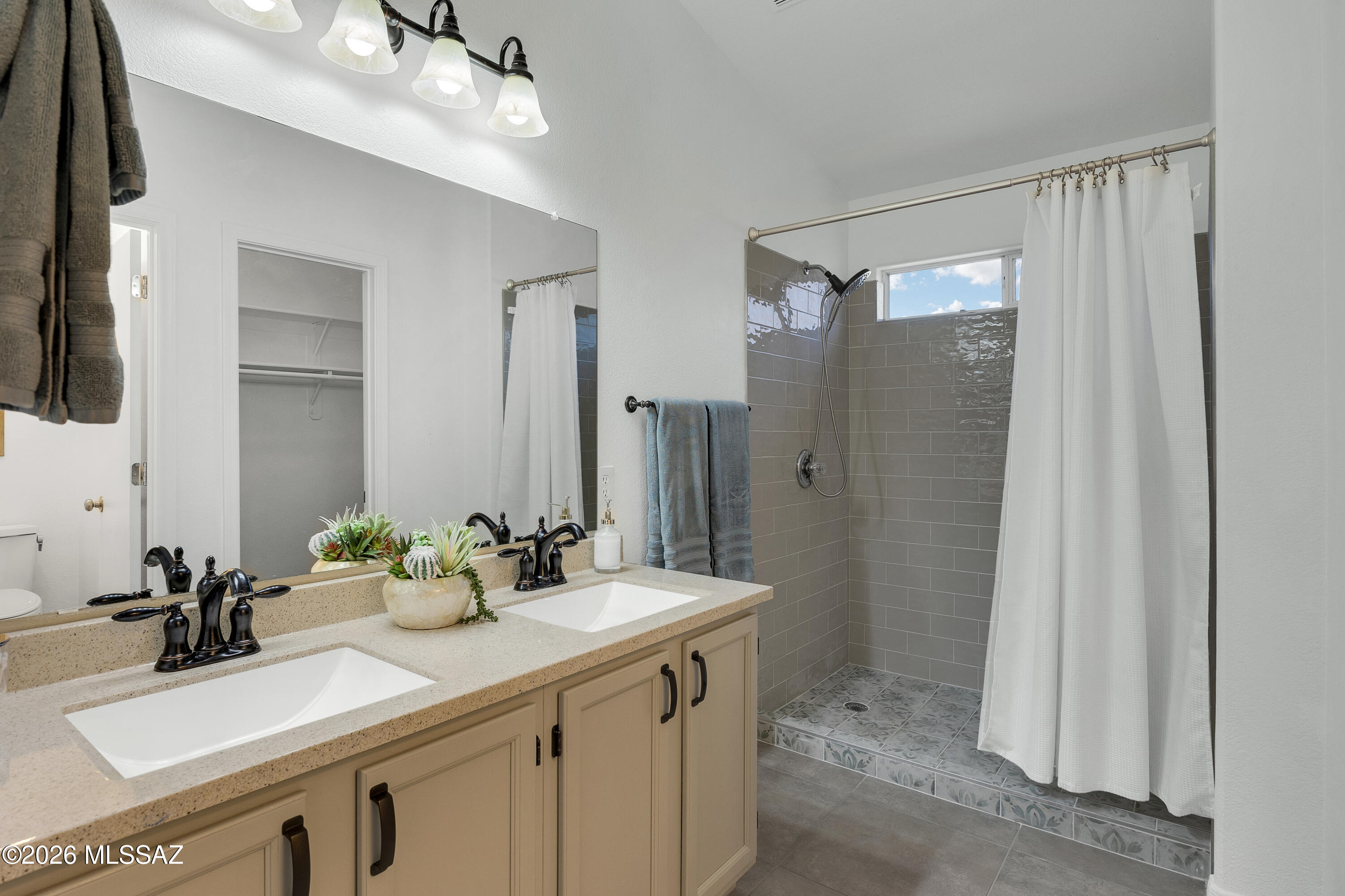 Quail Crossing (1-150) - Residential Lease