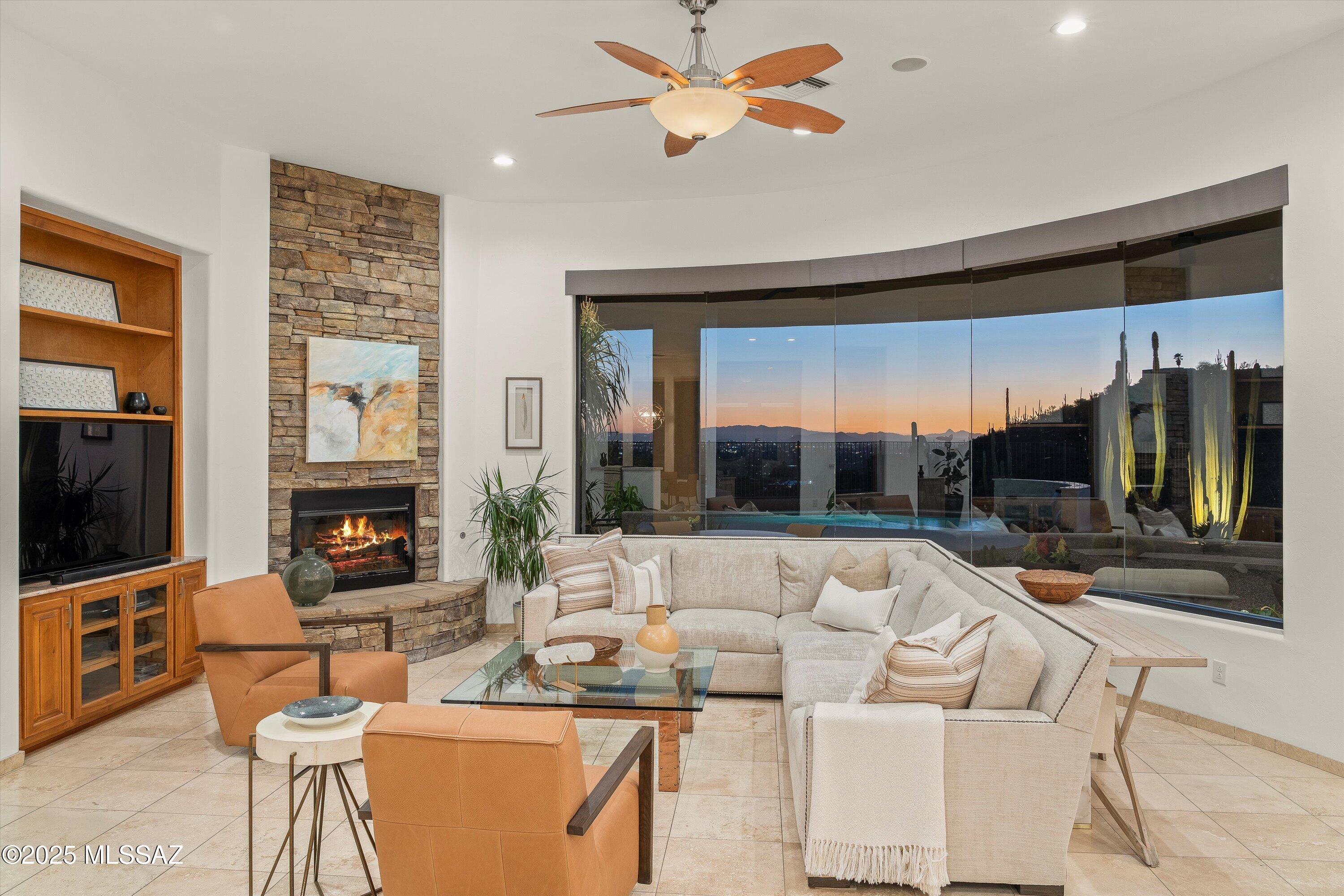 Sabino Mountain (1-290) - Residential