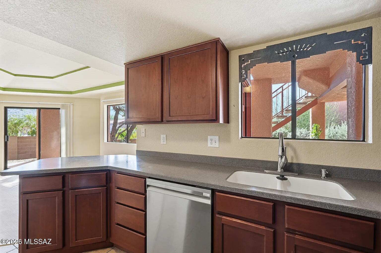 Ventana Vista Condominiums - Residential