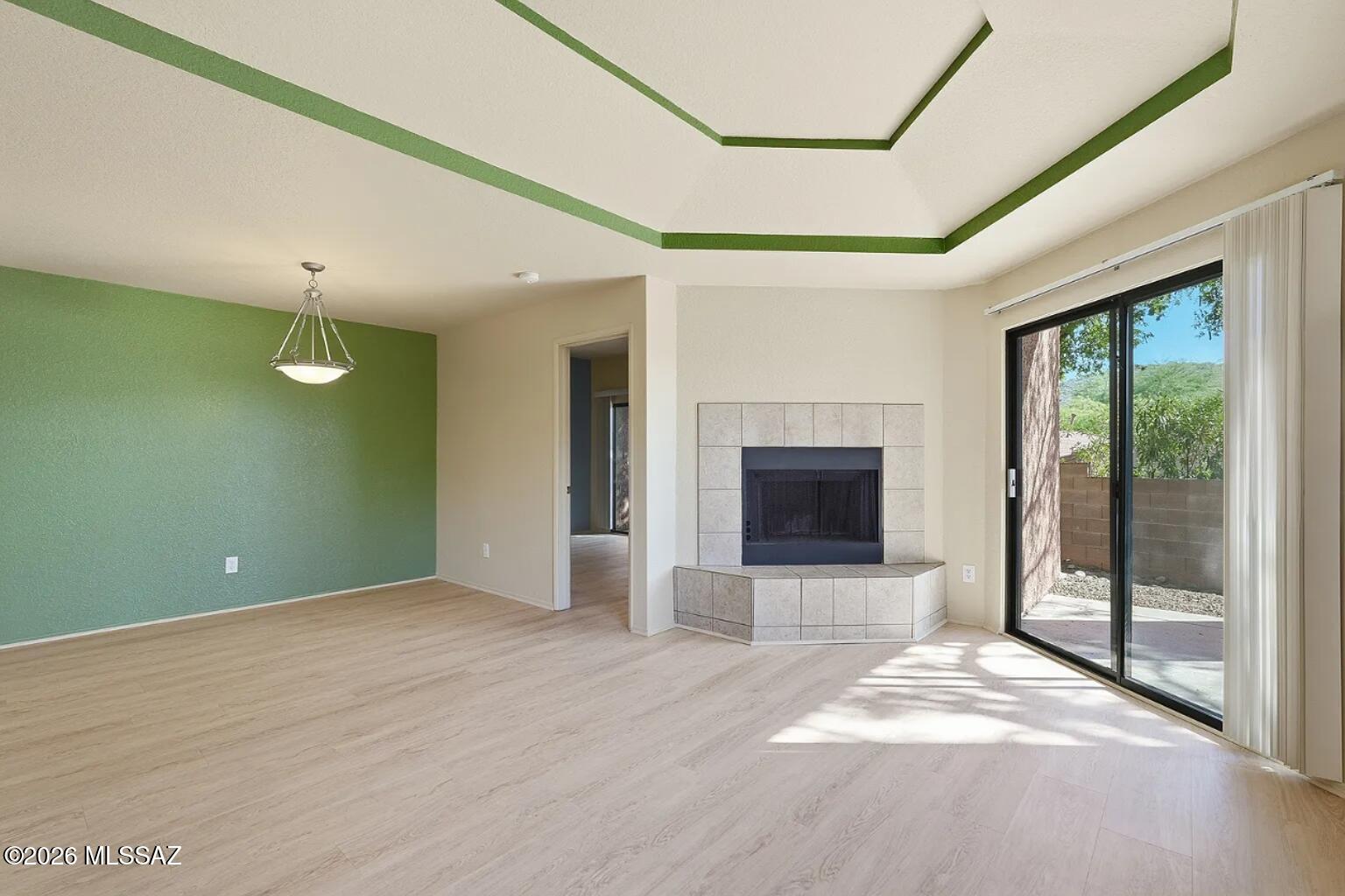 Ventana Vista Condominiums - Residential