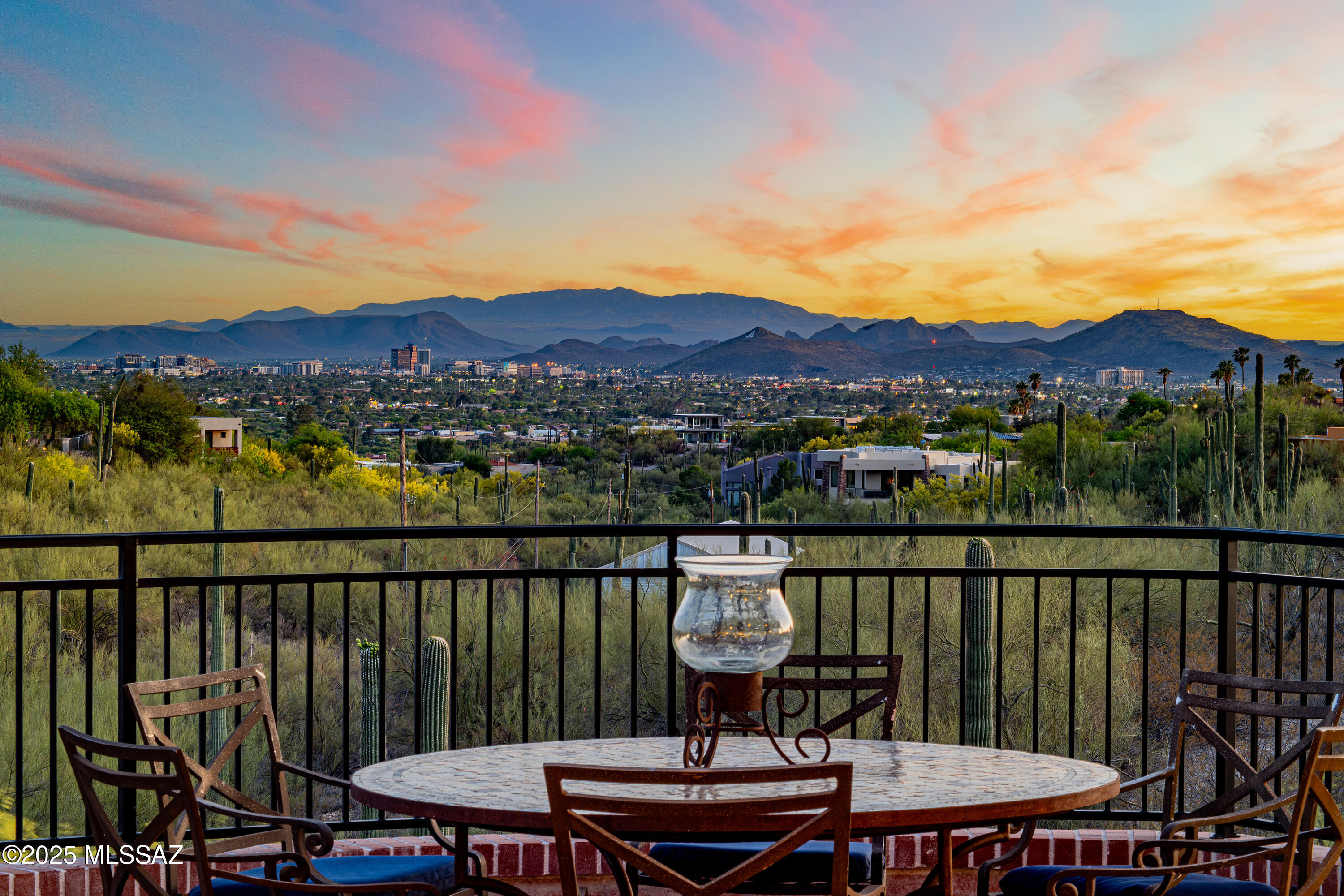 Quintana in the Catalina Foothills - Residential