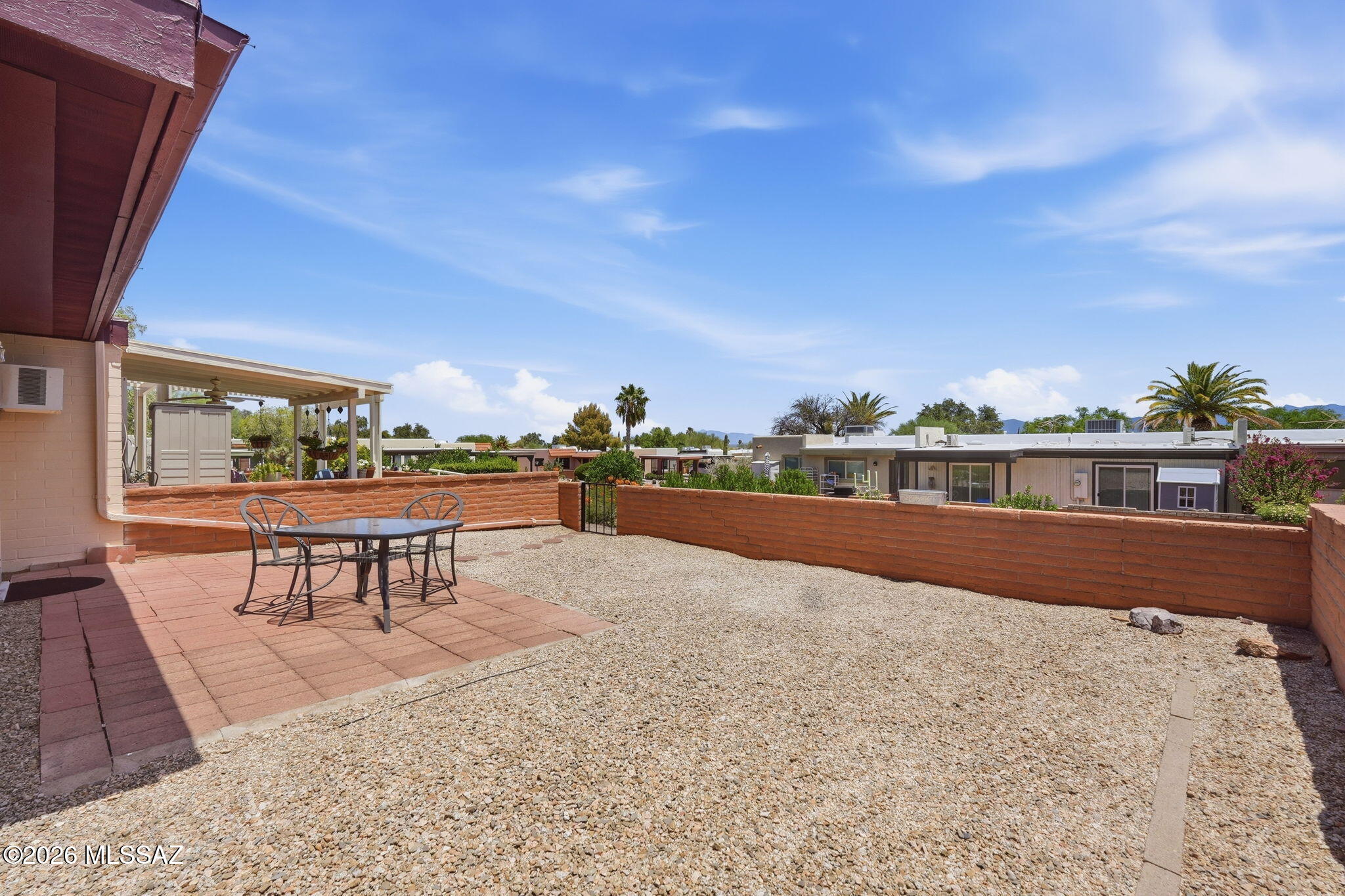 Green Valley Townhouses NO.7 - Residential