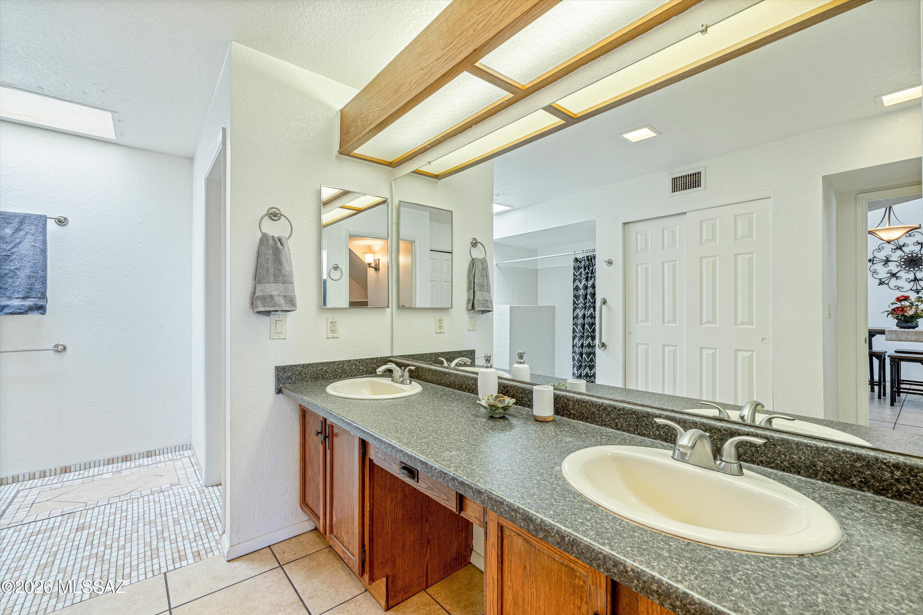 Centre Court Townhomes (1-106) - Residential