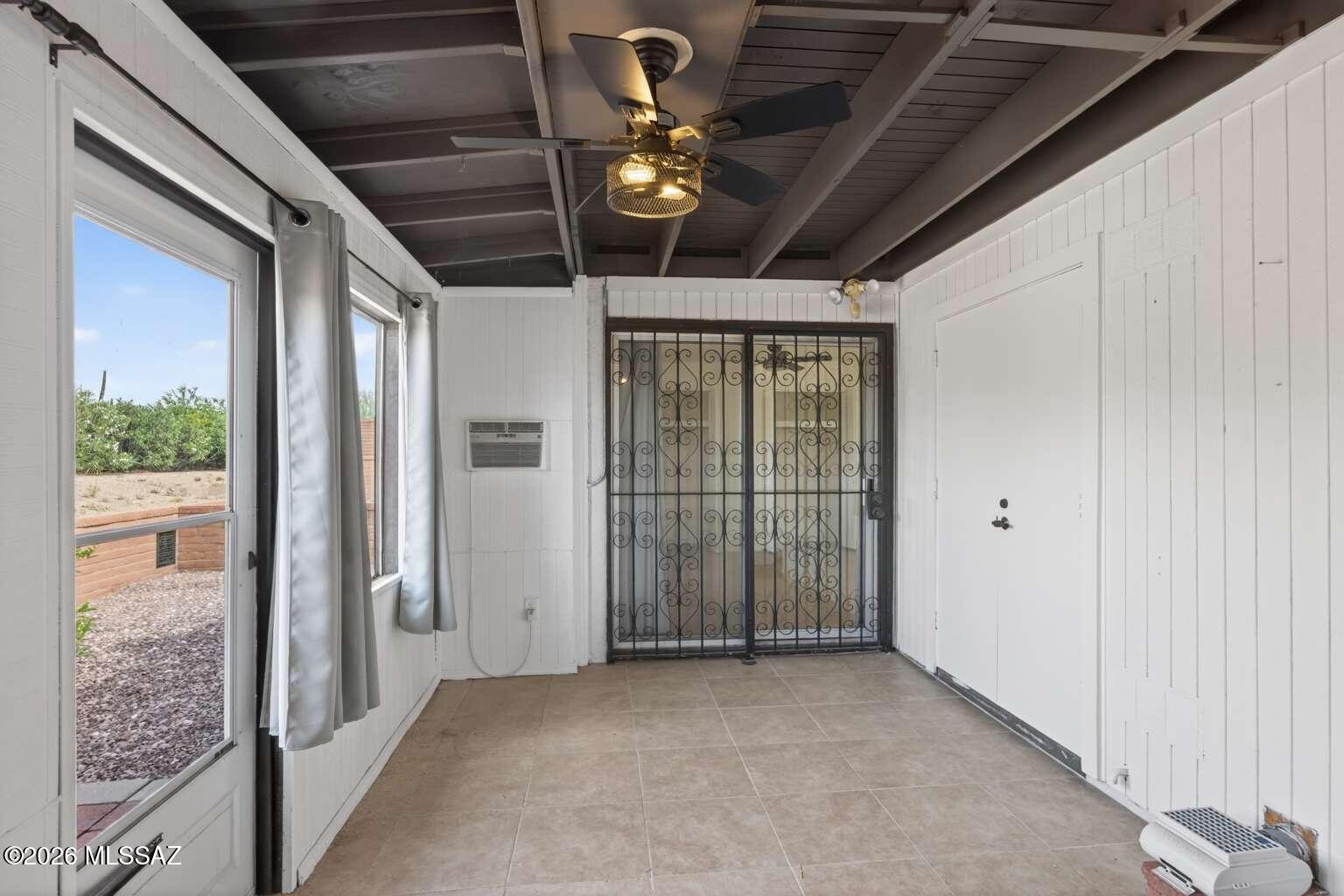 Green Valley Townhouses NO.7 - Residential