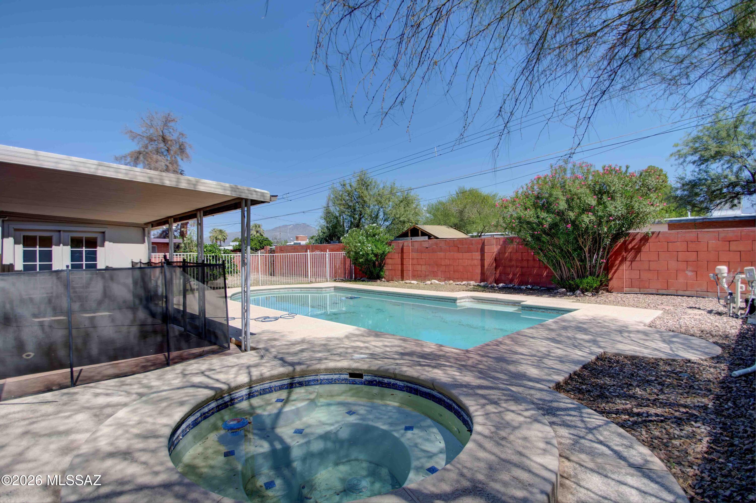 Longview Estates (194-470) - Residential