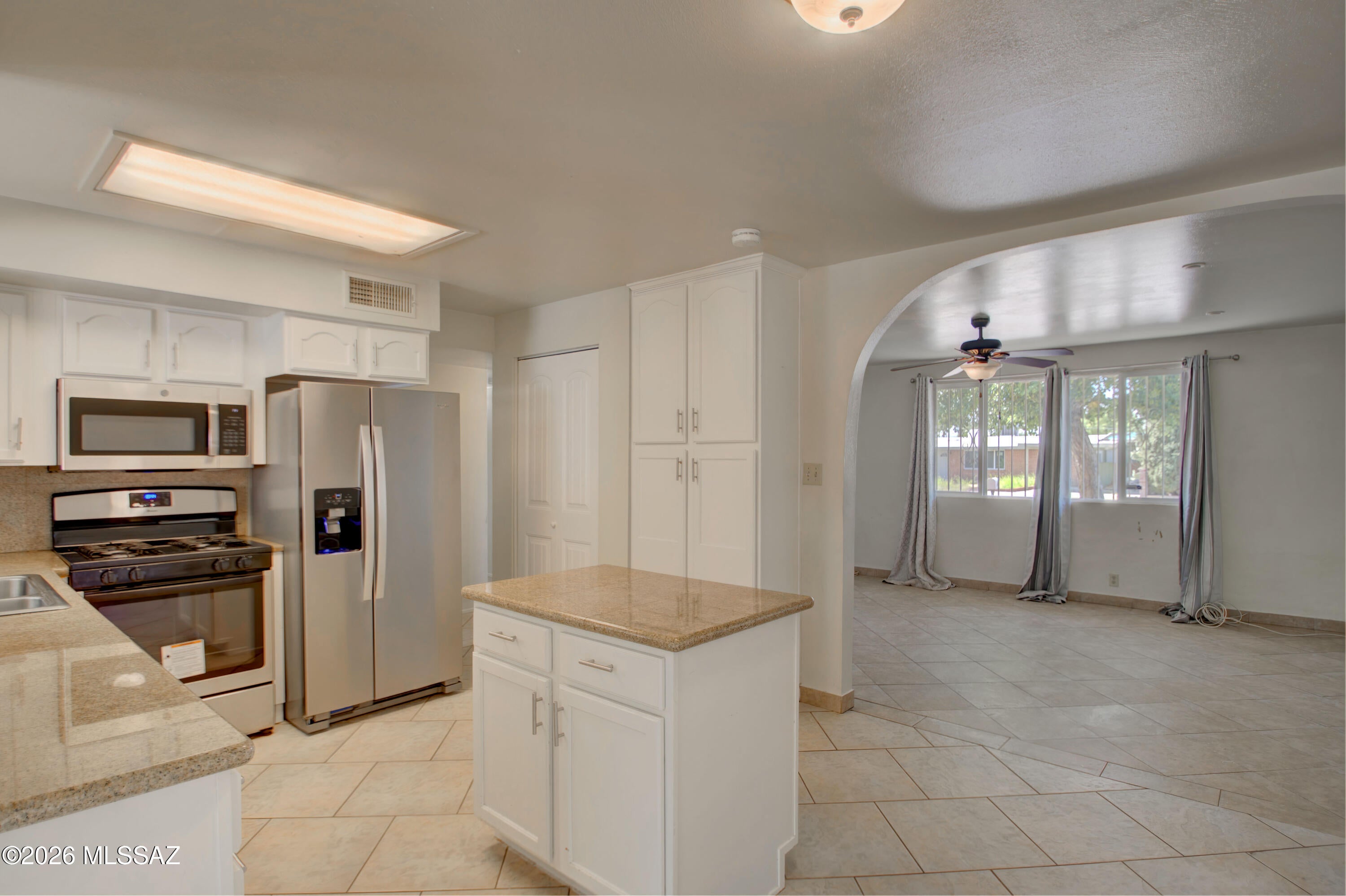 Longview Estates (194-470) - Residential