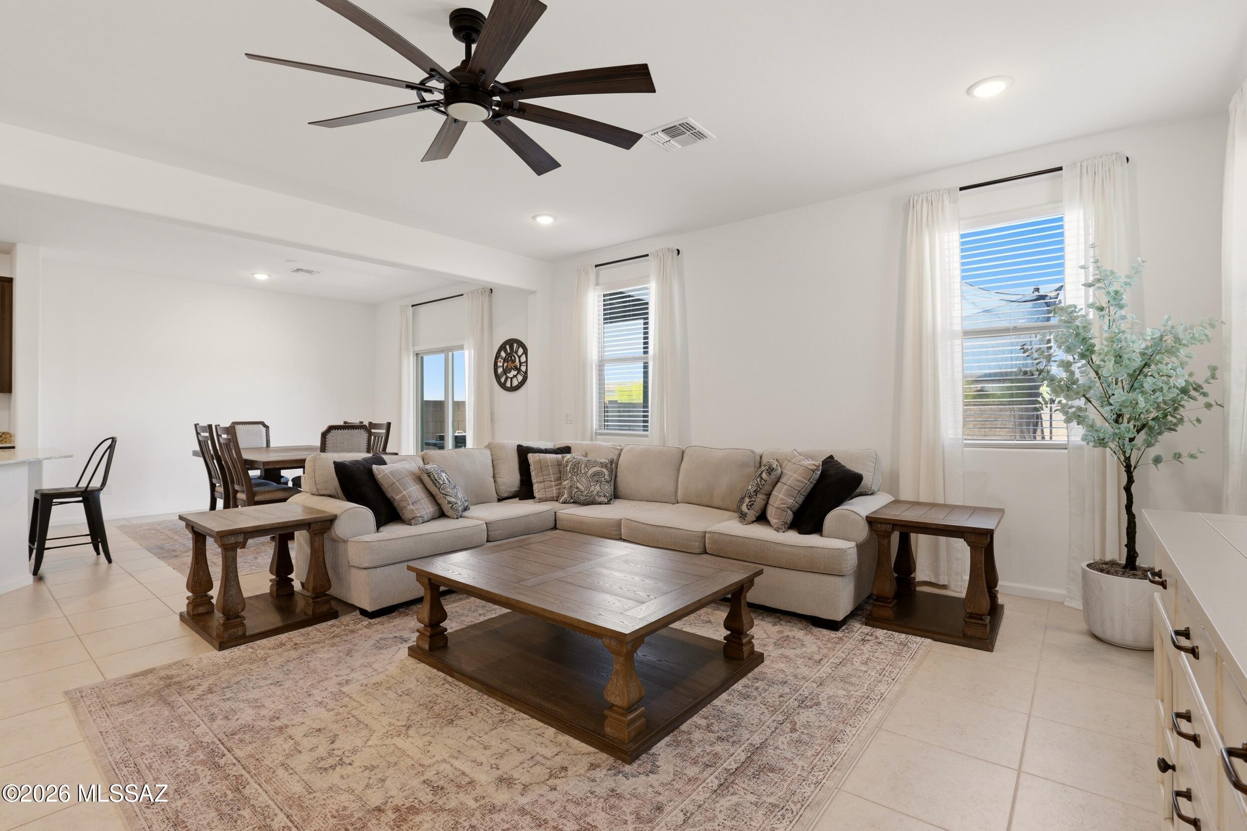 La Estancia De Tucson (1-330) - Residential