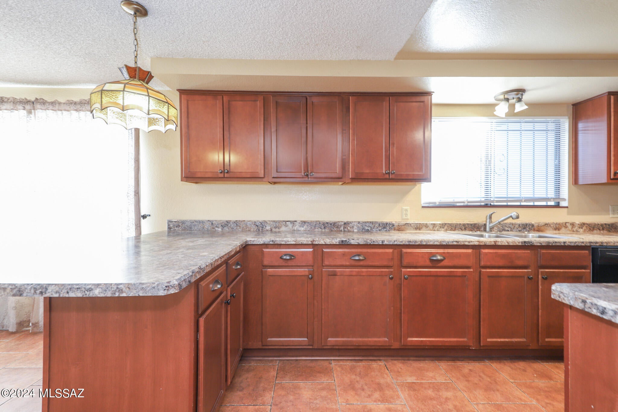 Solano Estates Unit 4 (1-98) - Residential Lease