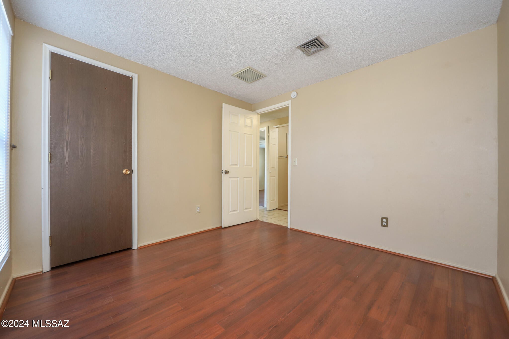 Solano Estates Unit 4 (1-98) - Residential Lease