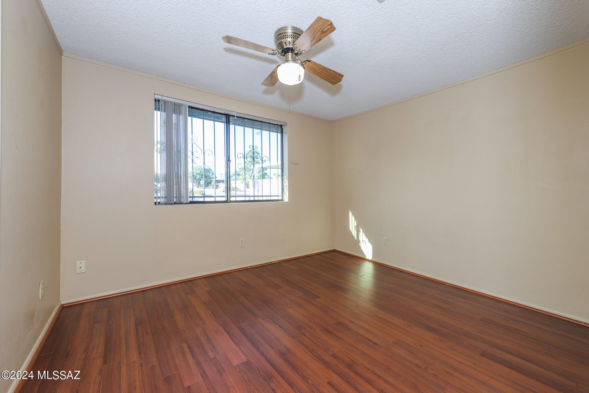 Solano Estates Unit 4 (1-98) - Residential Lease