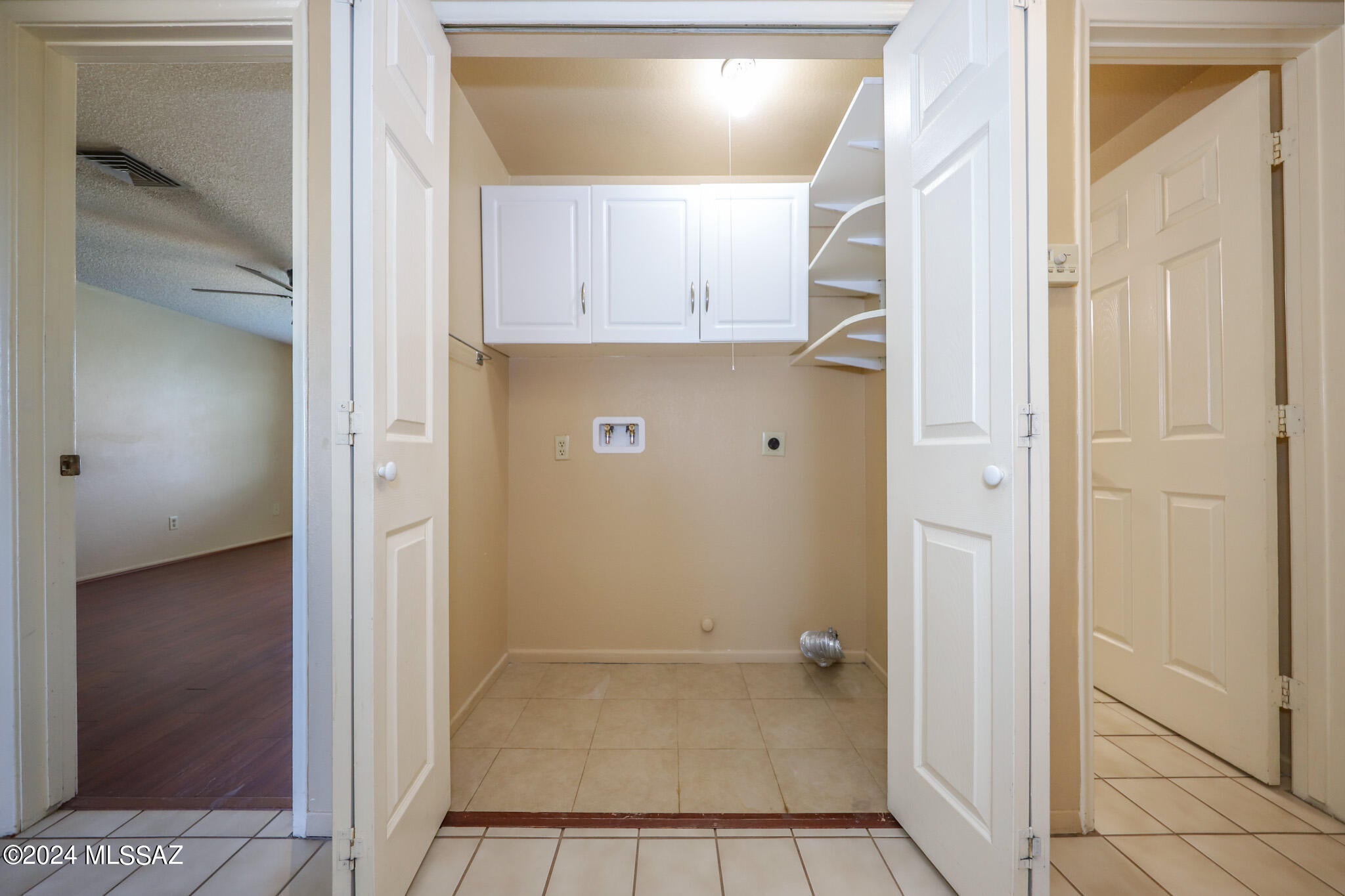 Solano Estates Unit 4 (1-98) - Residential Lease
