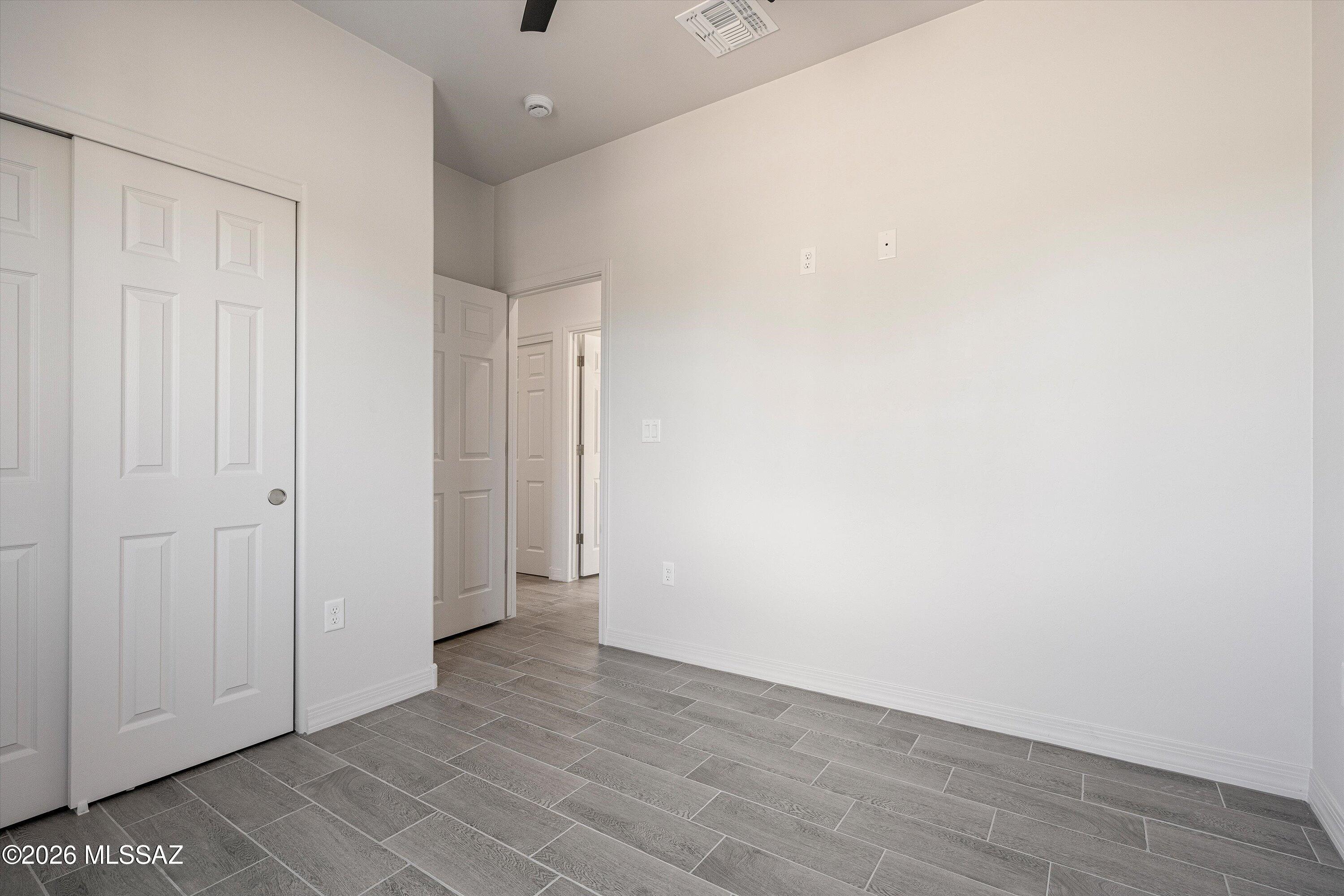 Los Ranchitos - Residential Lease