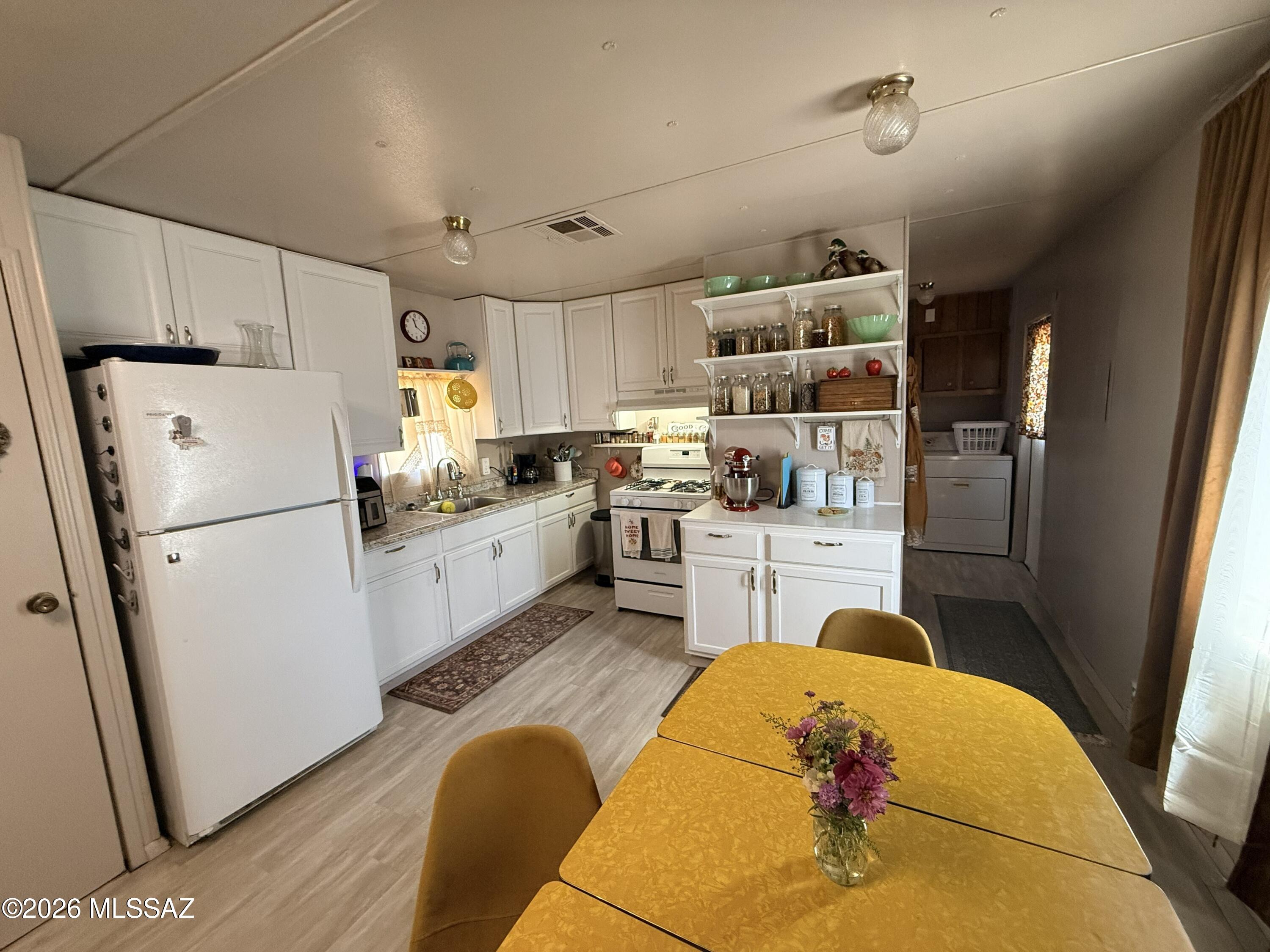 Mescal Lakes - Residential