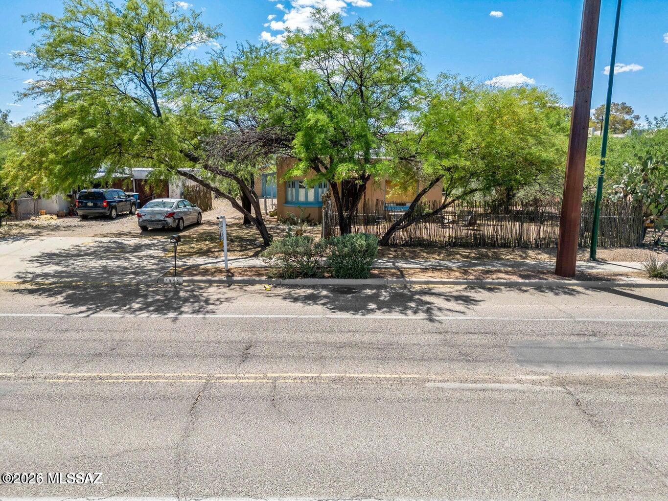 Charm meets history in this quaint two bedroom, one bath home nestled in th heart of central Tucson. Built with the craftmanship of yesteryears, this historic gen boasts original hardwood floors, vintage fixtures and intricate detailing throughout. Enjoy the warmth of the natural light streaming throuogh the oversized windows as you relax in the spacious living area. The cozy kitchen offers an old world area charm with coffee bar.

All TR Realty residents are enrolled in the Resident Benefits Package (RBP) for
$55/month which includes liability insurance, credit building to help boost the resident's credit score
with timely rent payments; All TR Realty residents are enrolled in the Resident Benefits Package (RBP) for
$55/month which includes liability insurance, credit building to help boost the resident's credit score
with timely rent payments, up to $1M Identity Theft Protection, HVAC air filter delivery (for applicable
properties), move-in concierge service making utility connection and home service setup a breeze during
your move-in, our best-in-class resident rewards program, on-demand pest control, and much more! More
details upon application