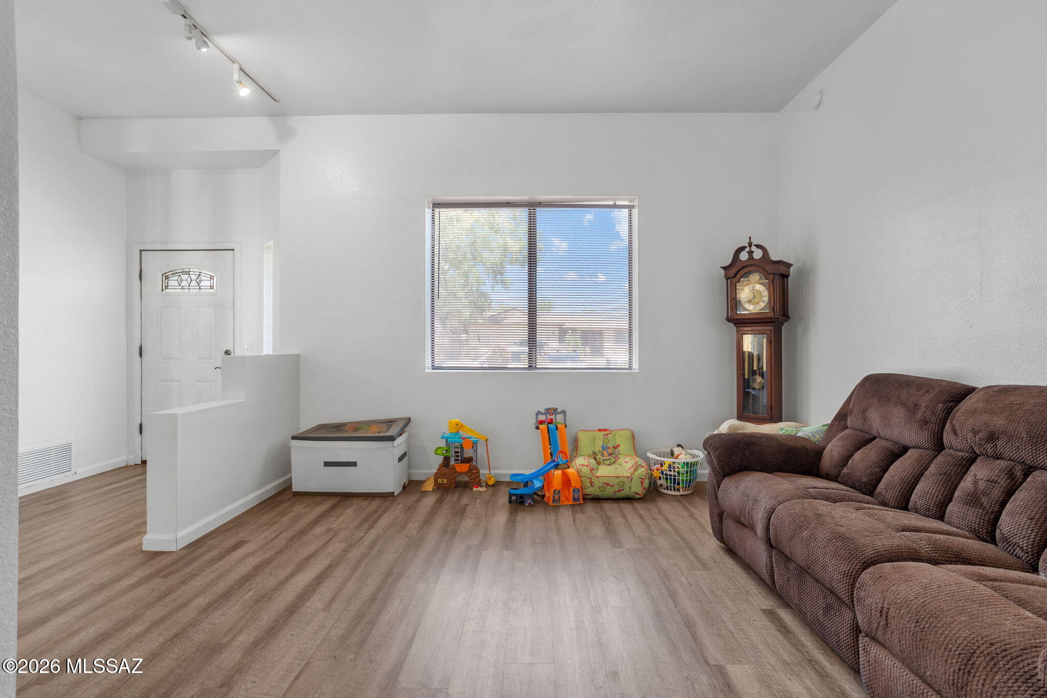 Meadowbrook (57-114) - Residential