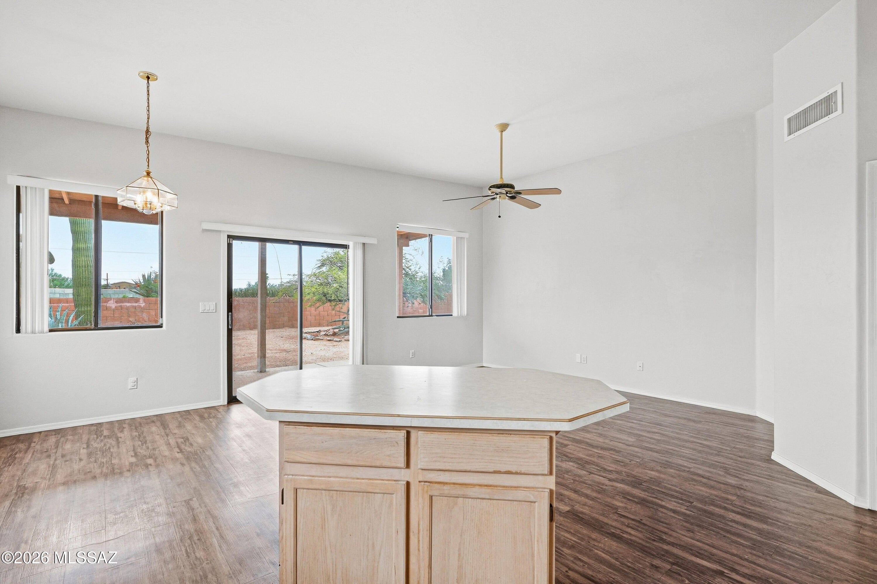 Hills On La Canada (The) - Residential Lease