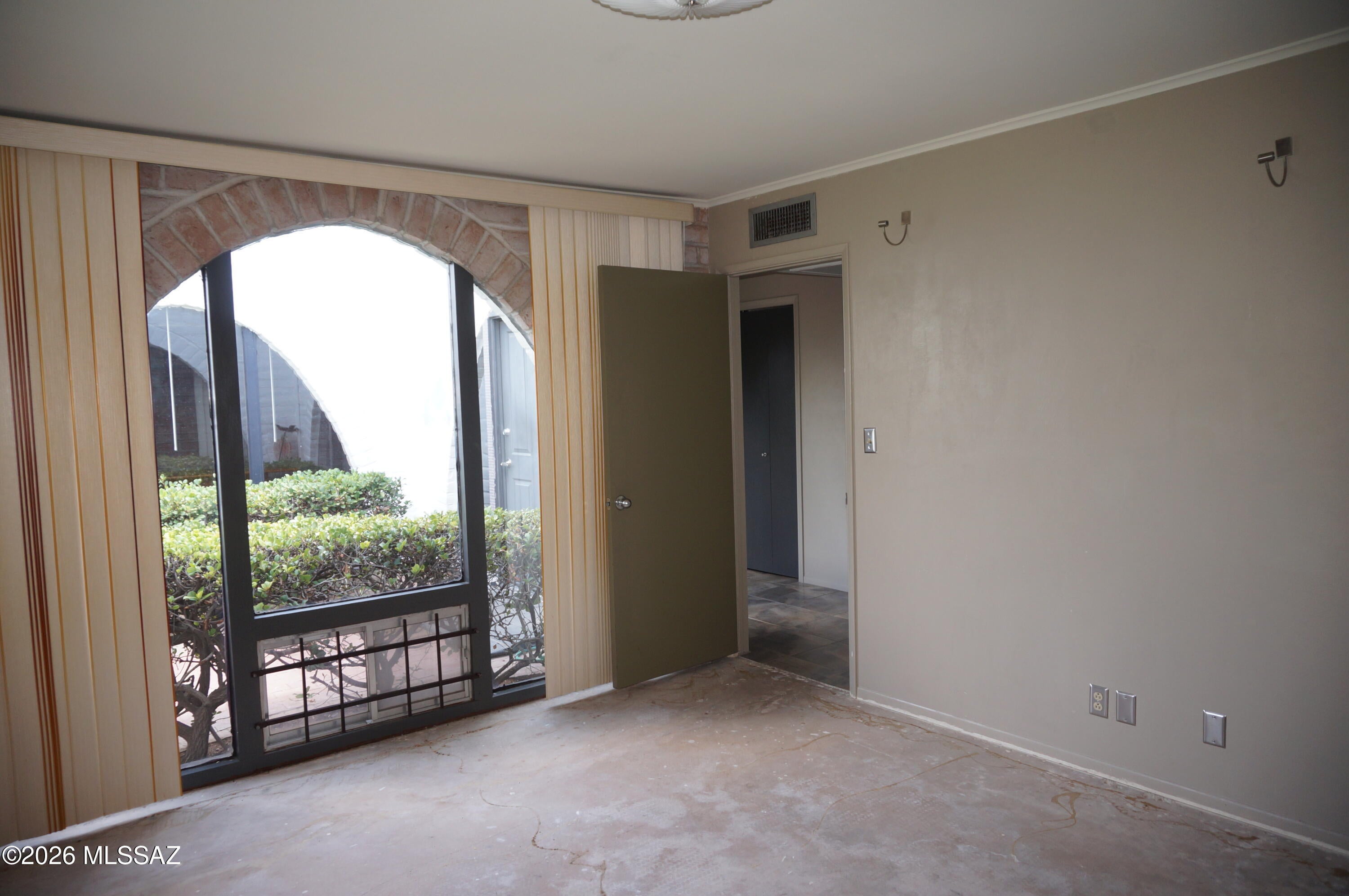 Las Lomitas (1) - Residential