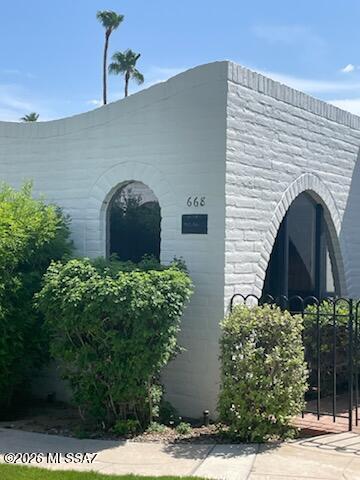 Las Lomitas (1) - Residential