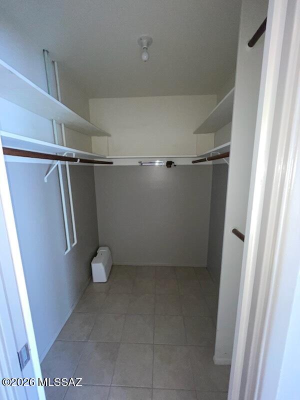 Las Lomitas (1) - Residential