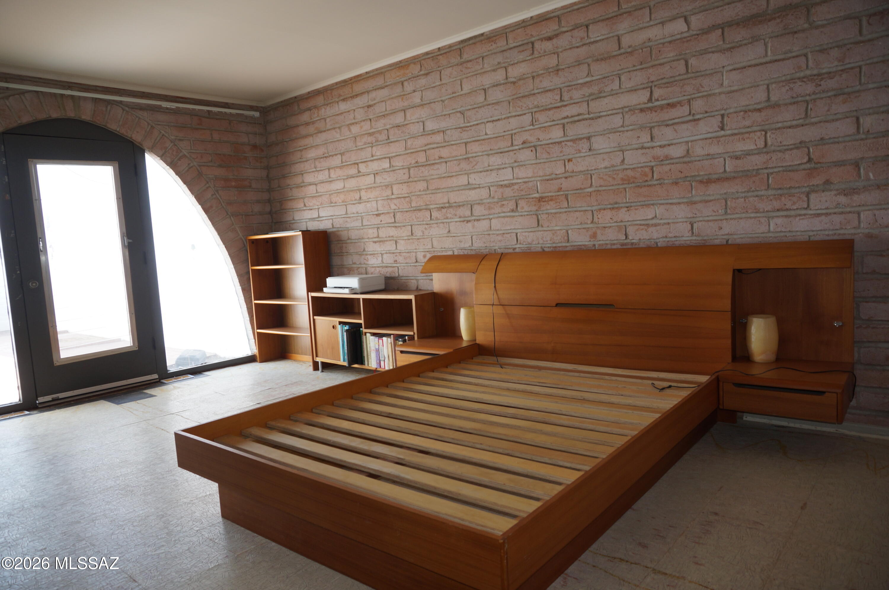 Las Lomitas (1) - Residential