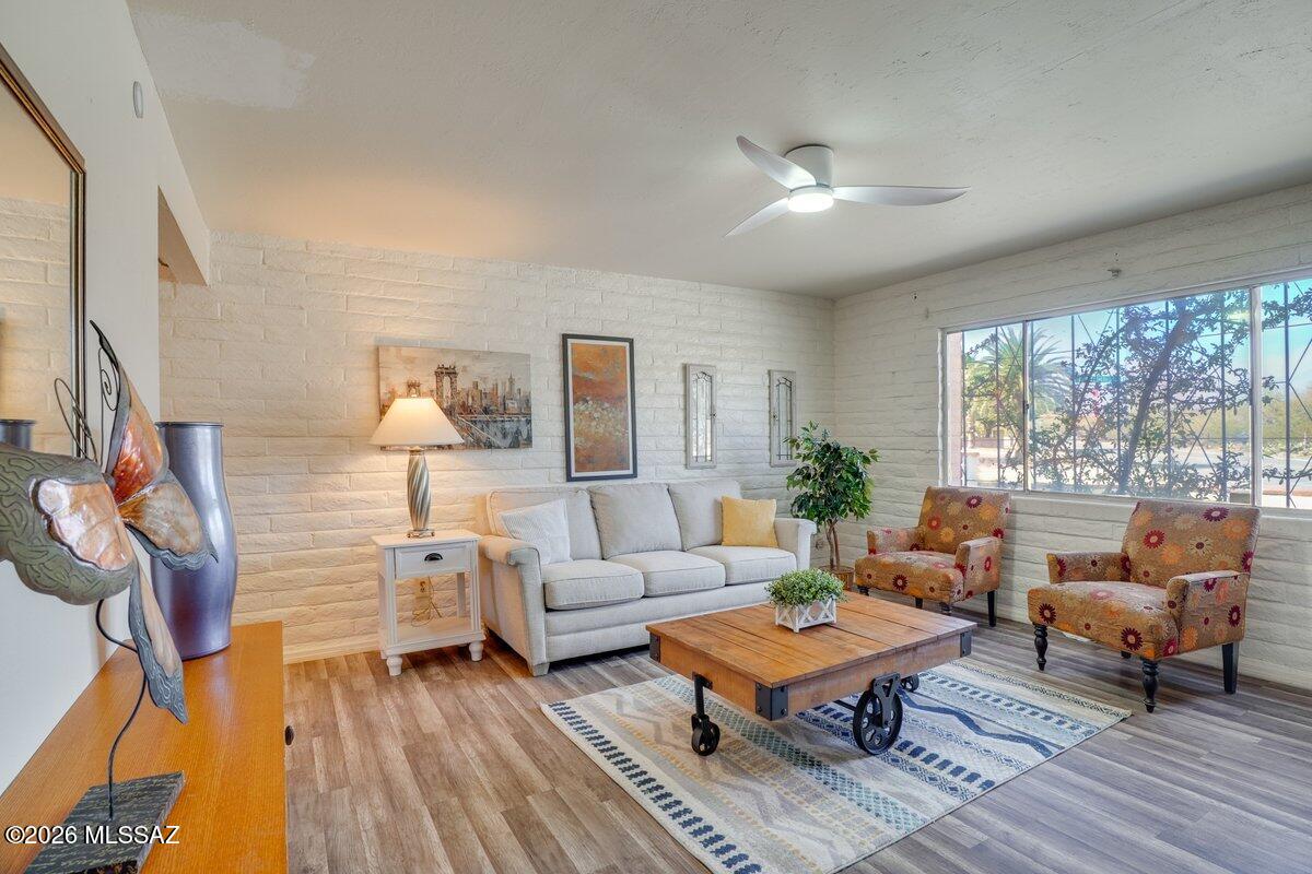 Manzanita Manor NO.4(1-94) - Residential
