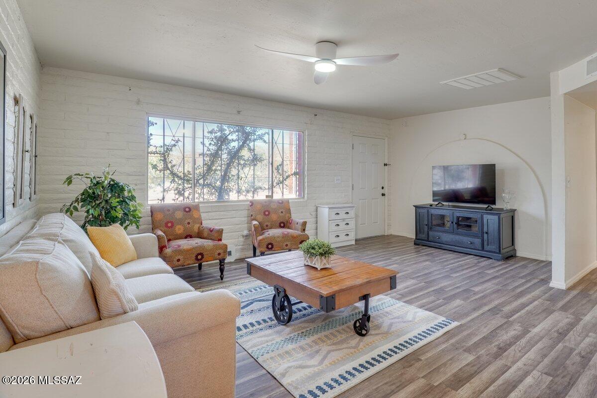 Manzanita Manor NO.4(1-94) - Residential