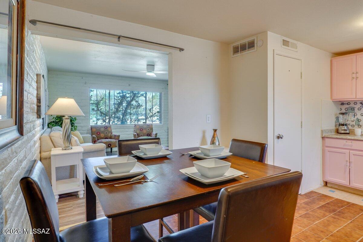 Manzanita Manor NO.4(1-94) - Residential