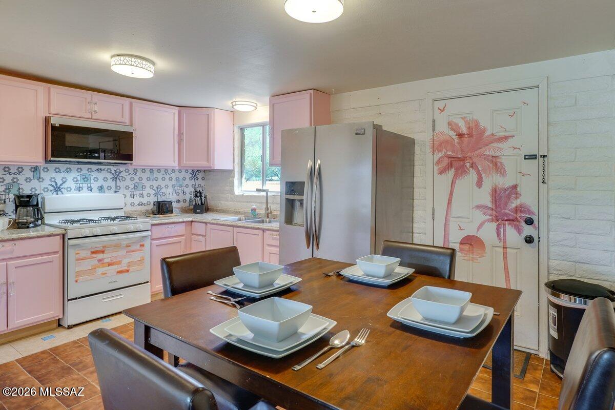 Manzanita Manor NO.4(1-94) - Residential