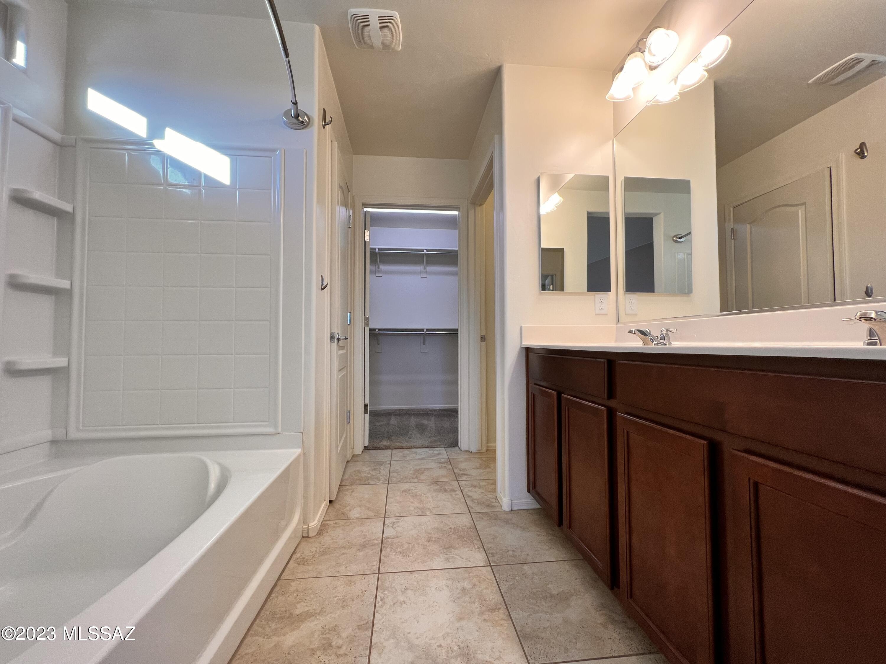 Gladden Farms BLK 13-15 - Residential Lease