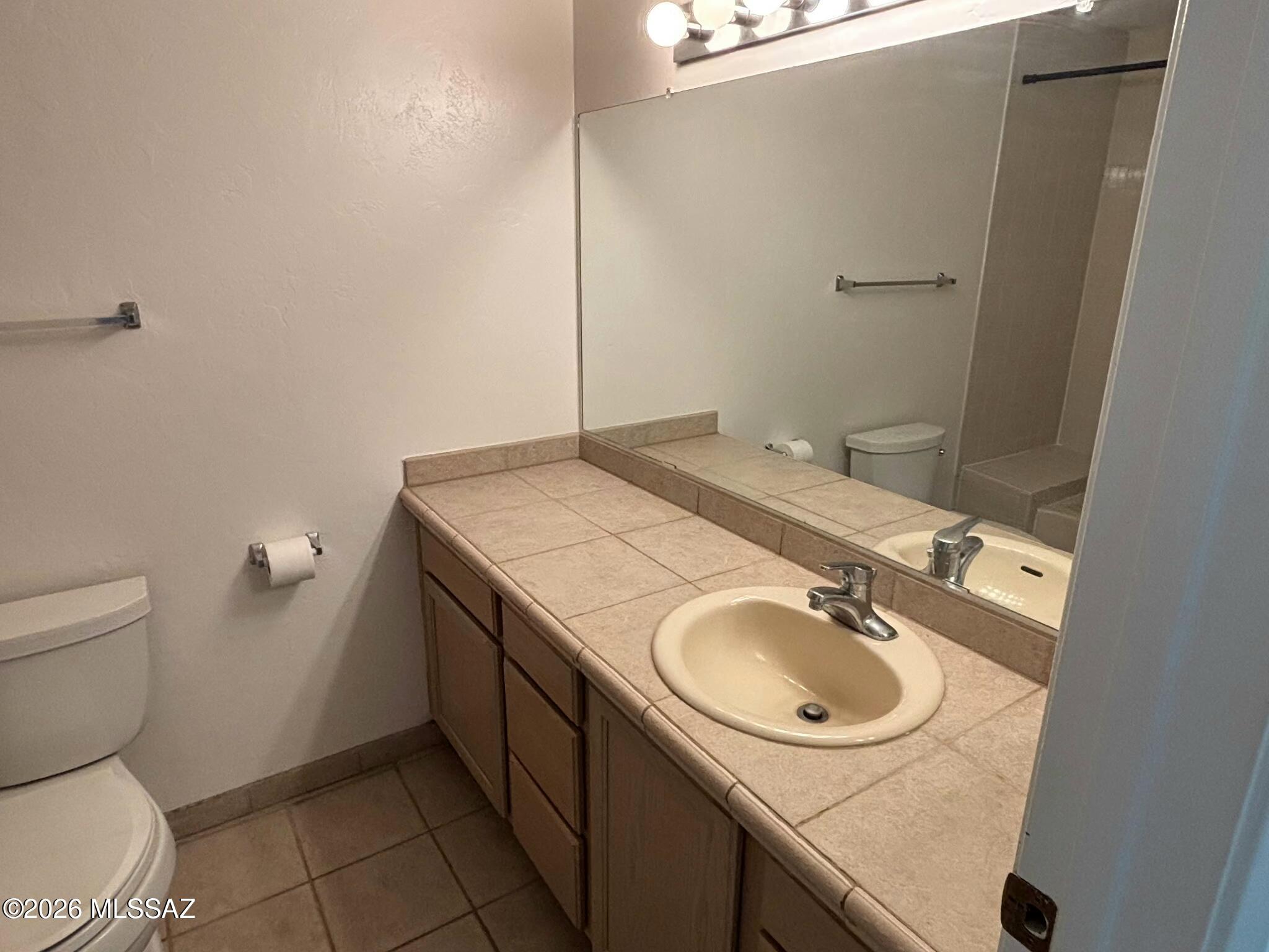 Dakotah Hills Condominium - Residential Lease