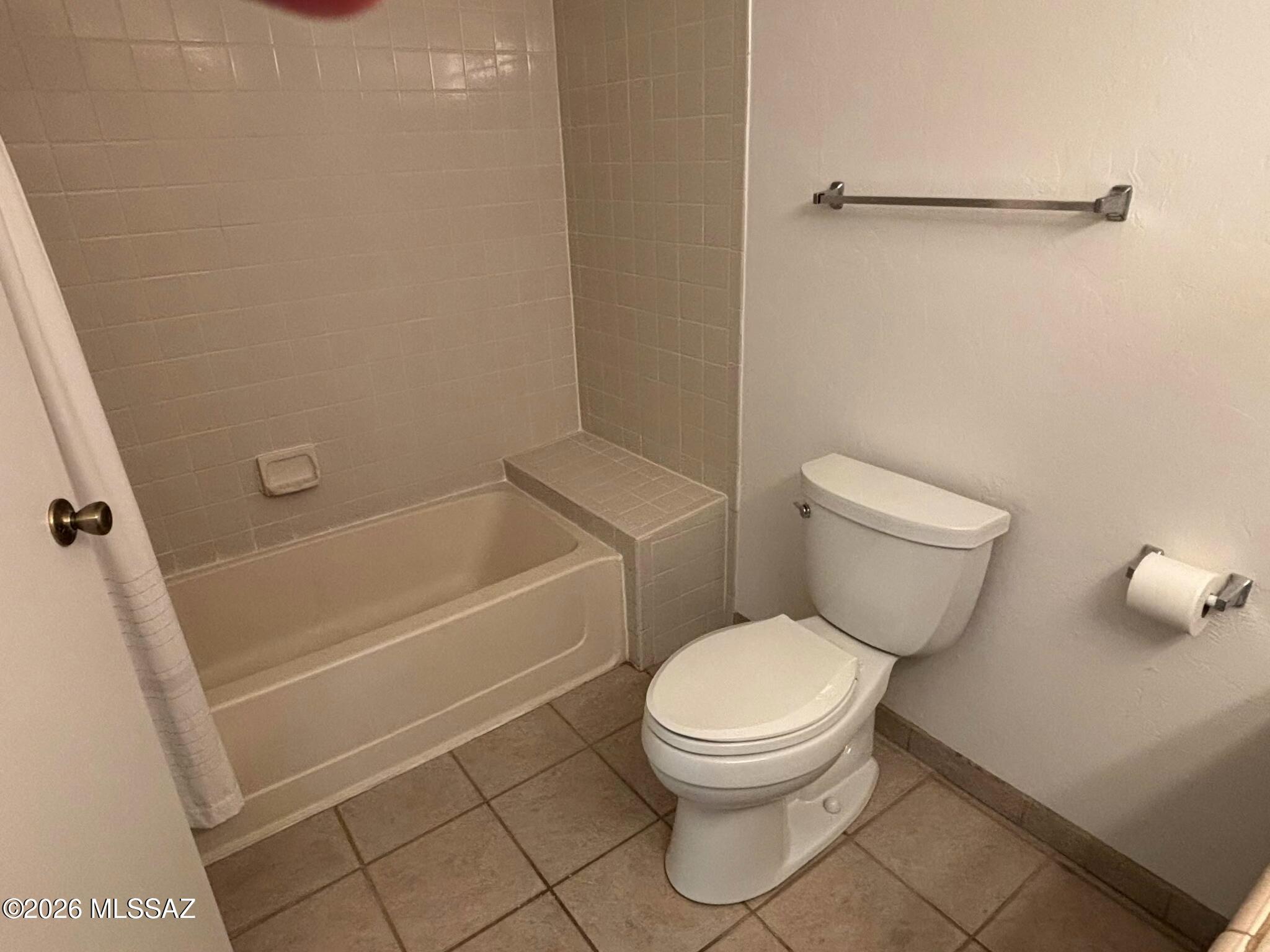 Dakotah Hills Condominium - Residential Lease