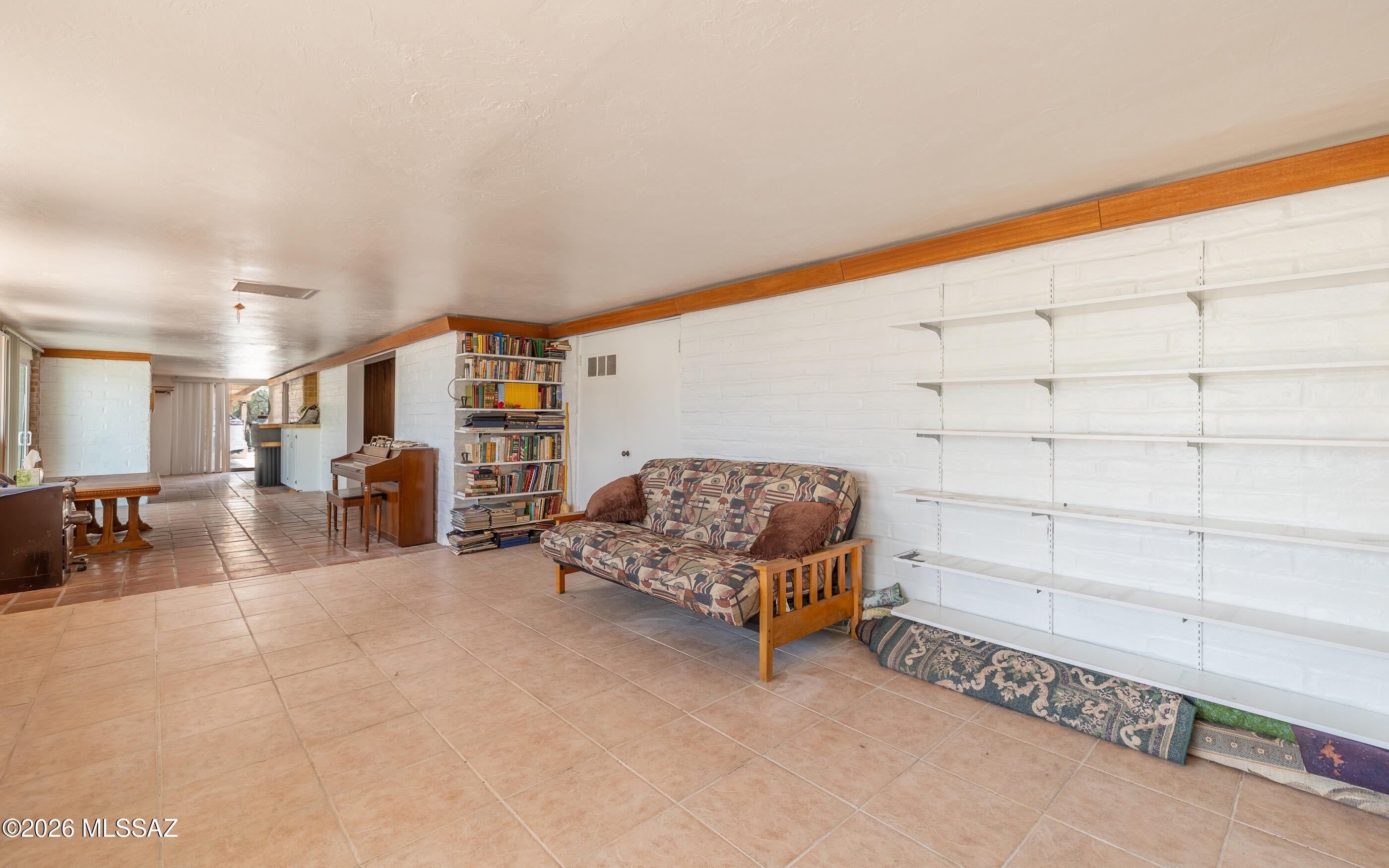 Catalina Village NO.3(1-77) - Residential
