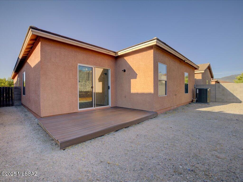 Houghton Village (1-55) - Residential