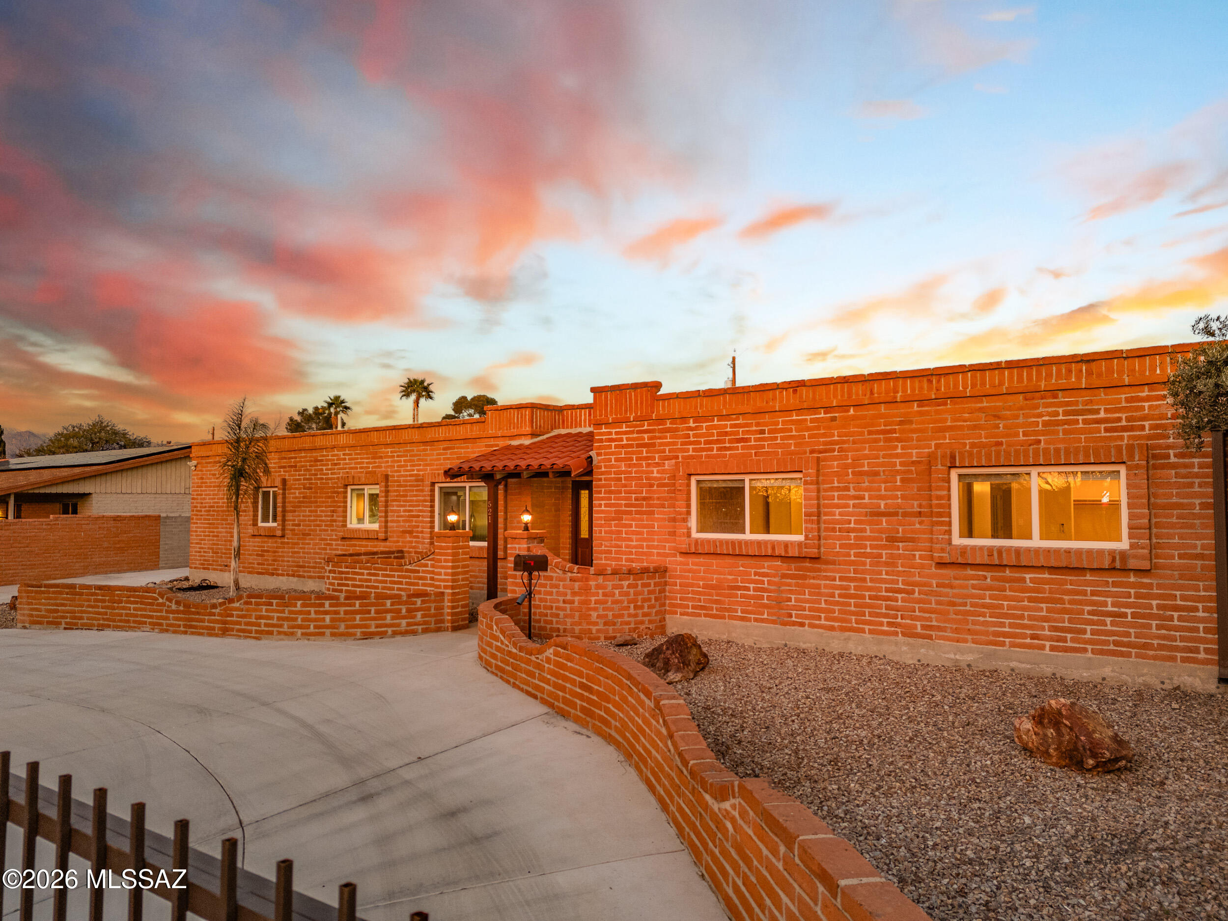 Wilshire Heights - Residential