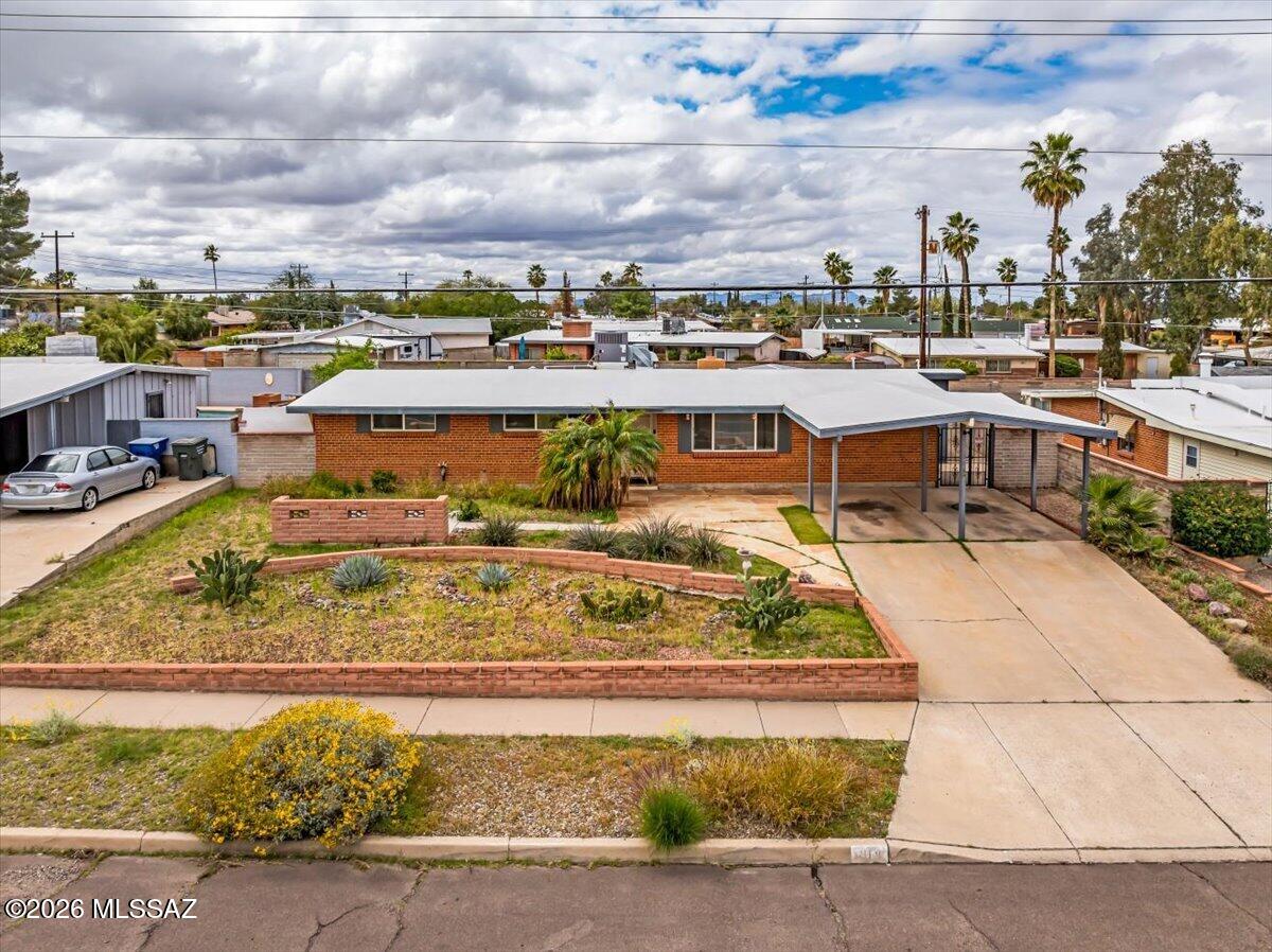 Longview Estates (194-470) - Residential