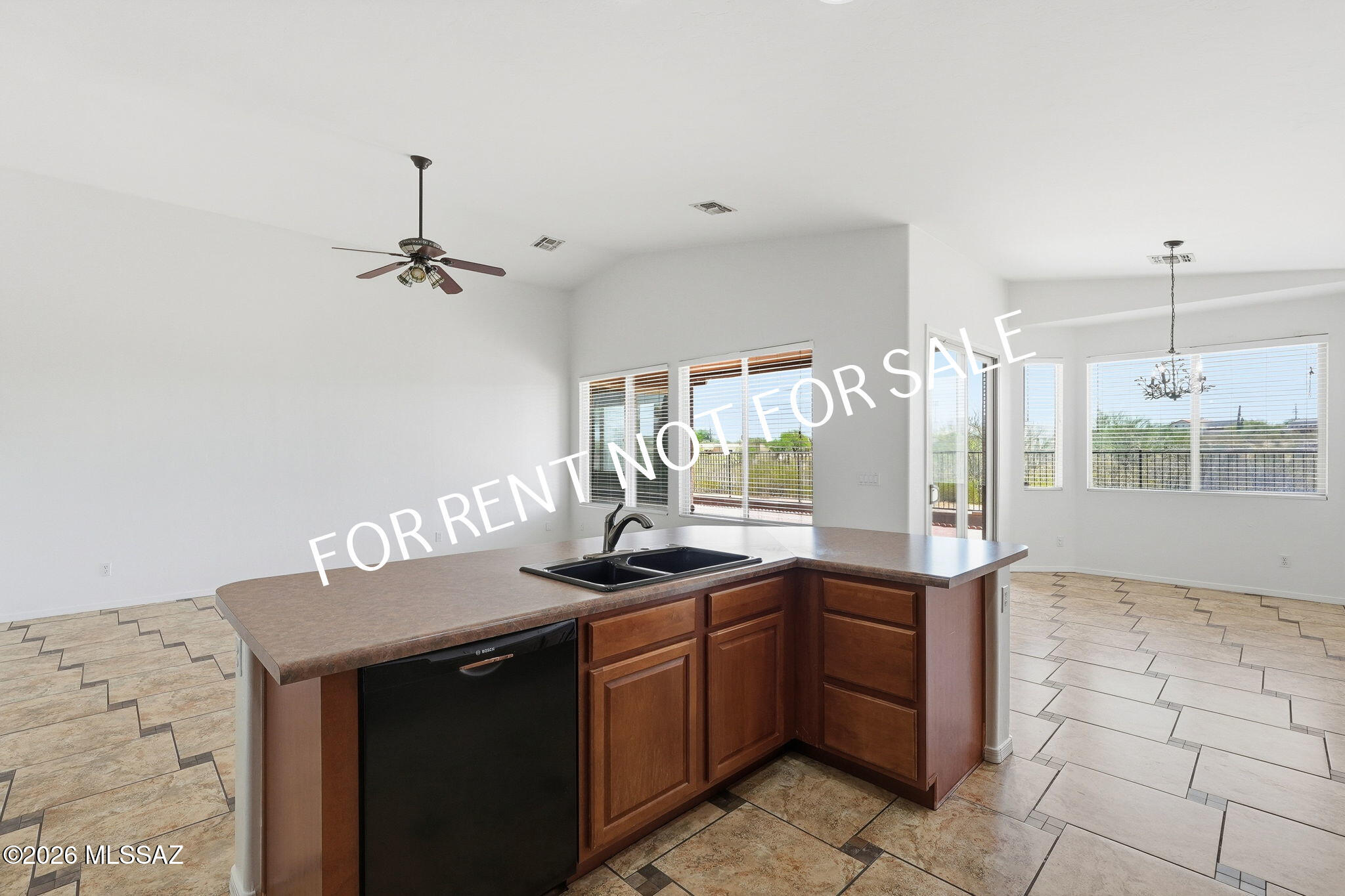 Agua Dulce (1-60) - Residential Lease