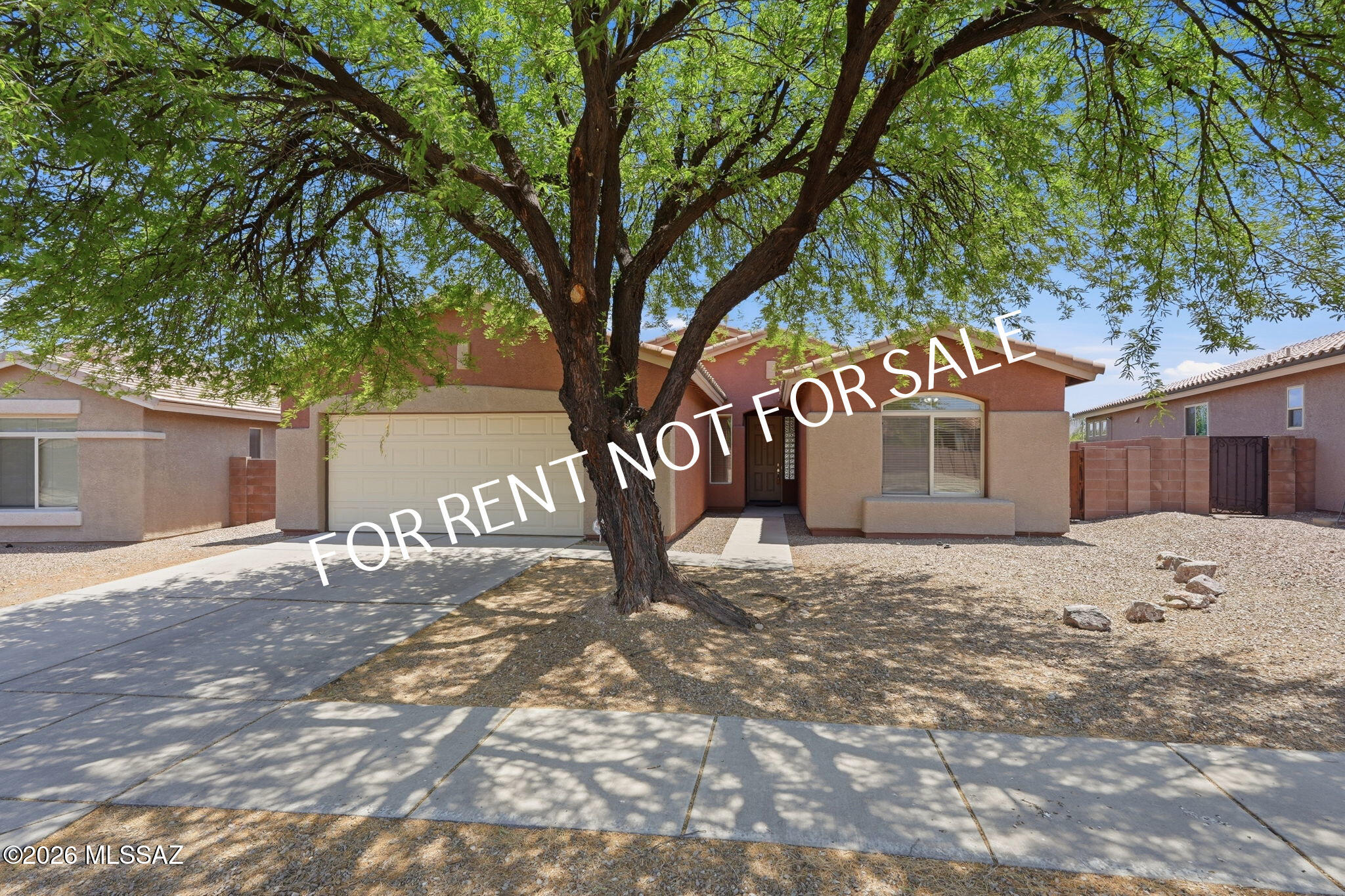 Agua Dulce (1-60) - Residential Lease