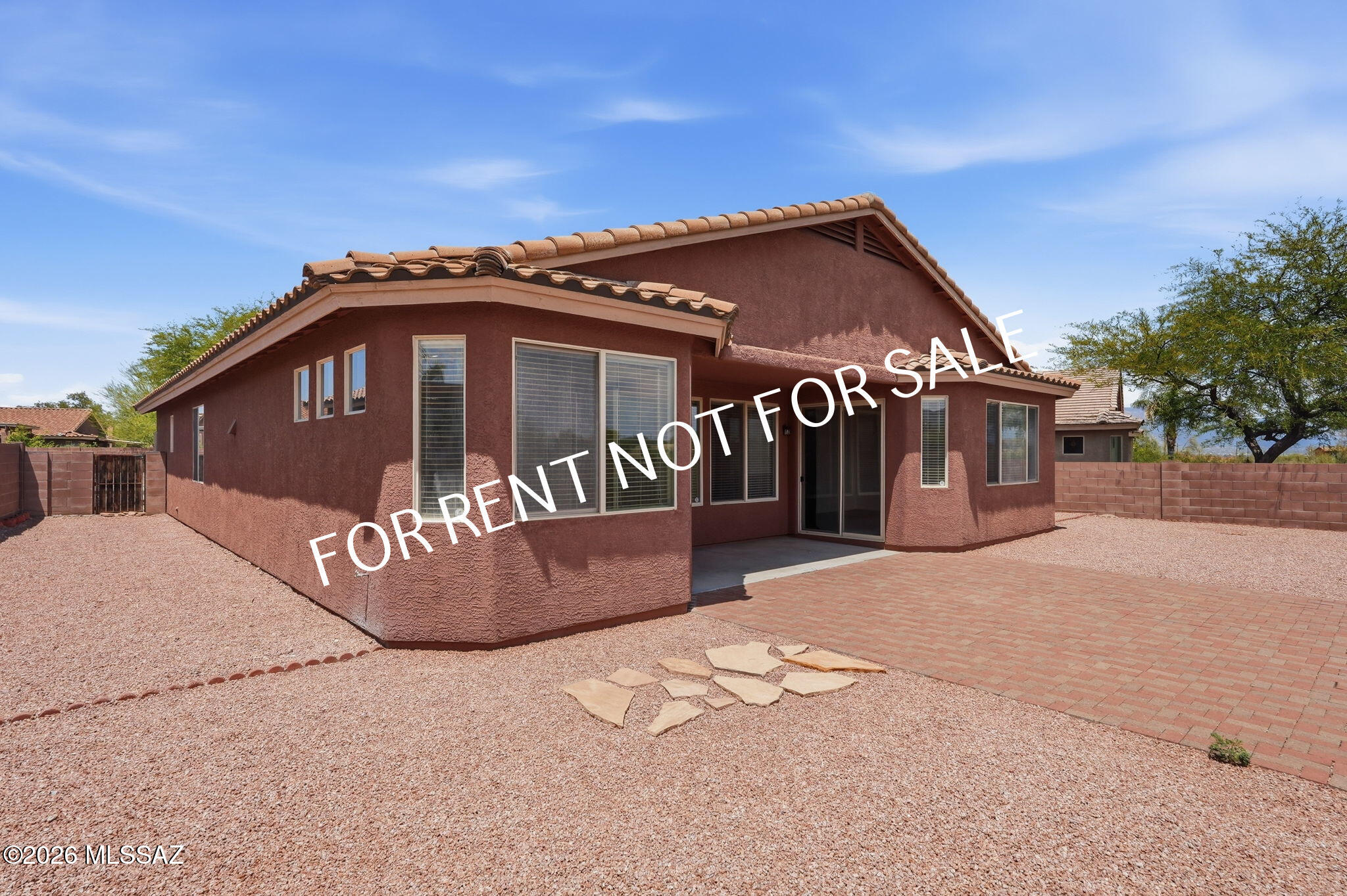 Agua Dulce (1-60) - Residential Lease