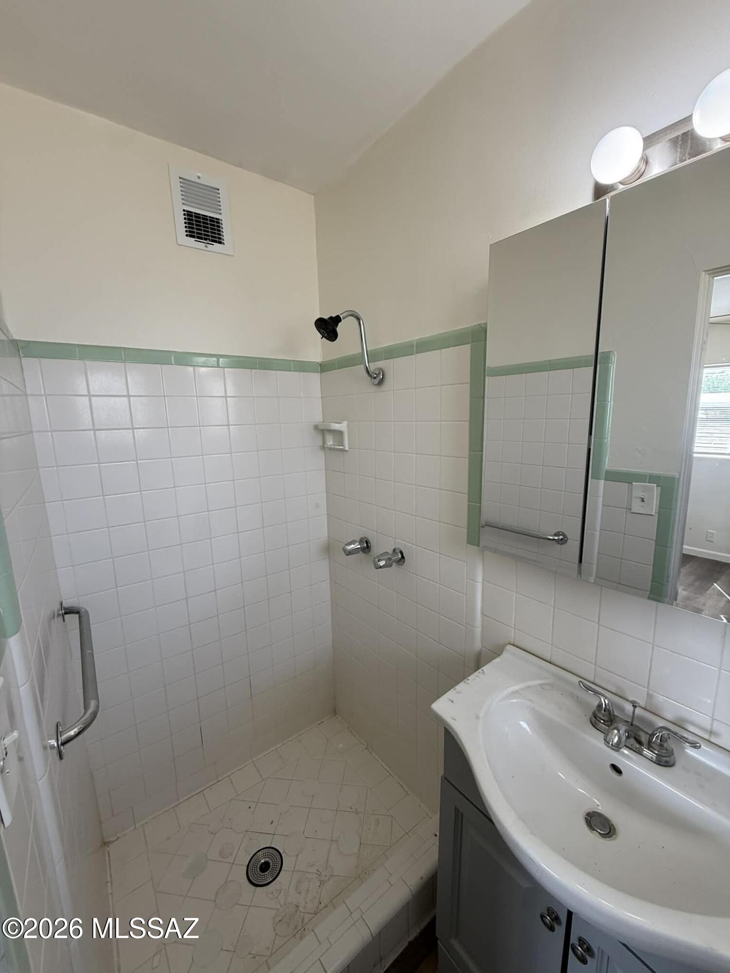 Swan Way Addition - Residential Lease