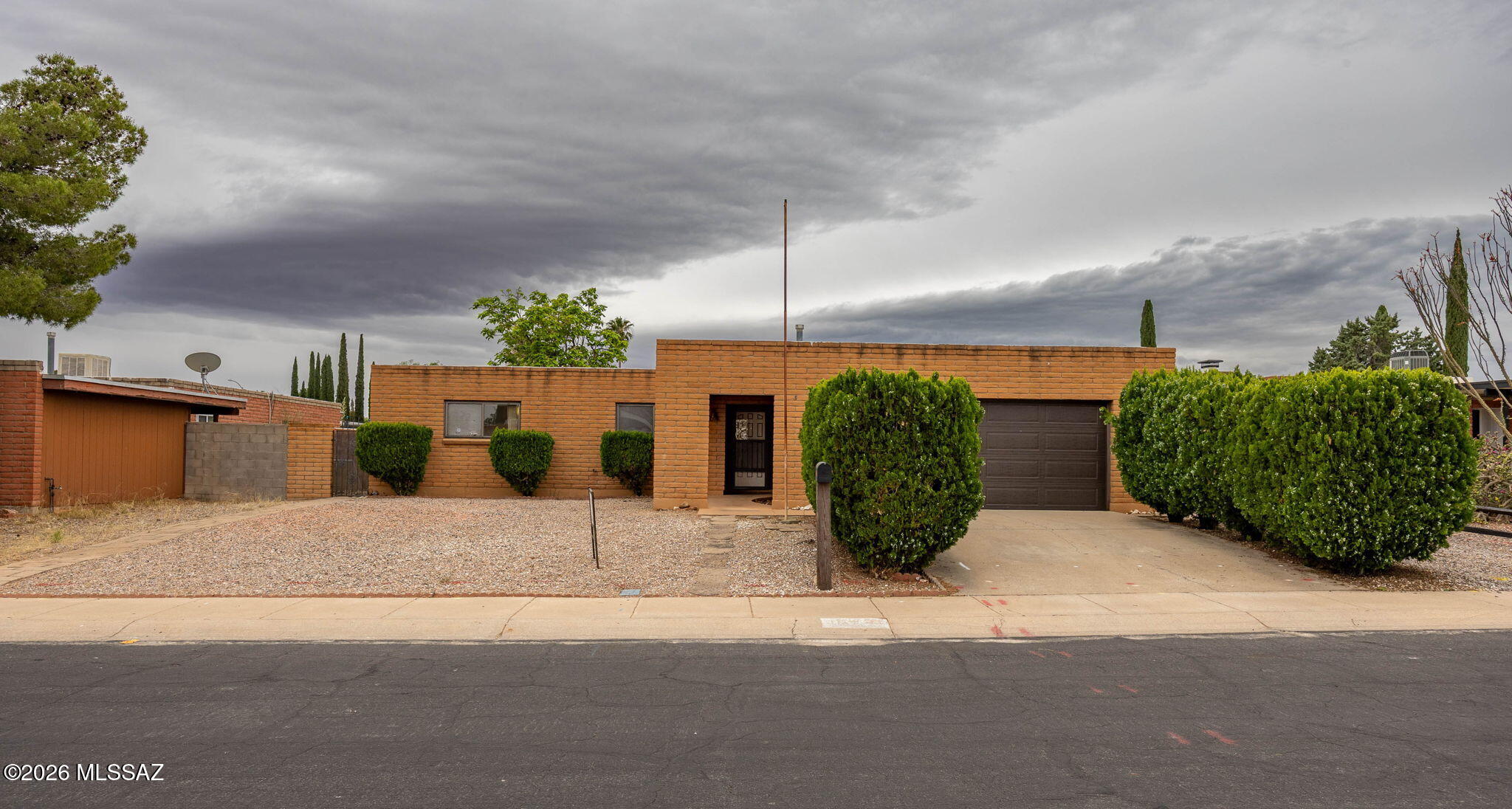 Pueblo Del Sol Dos - Residential