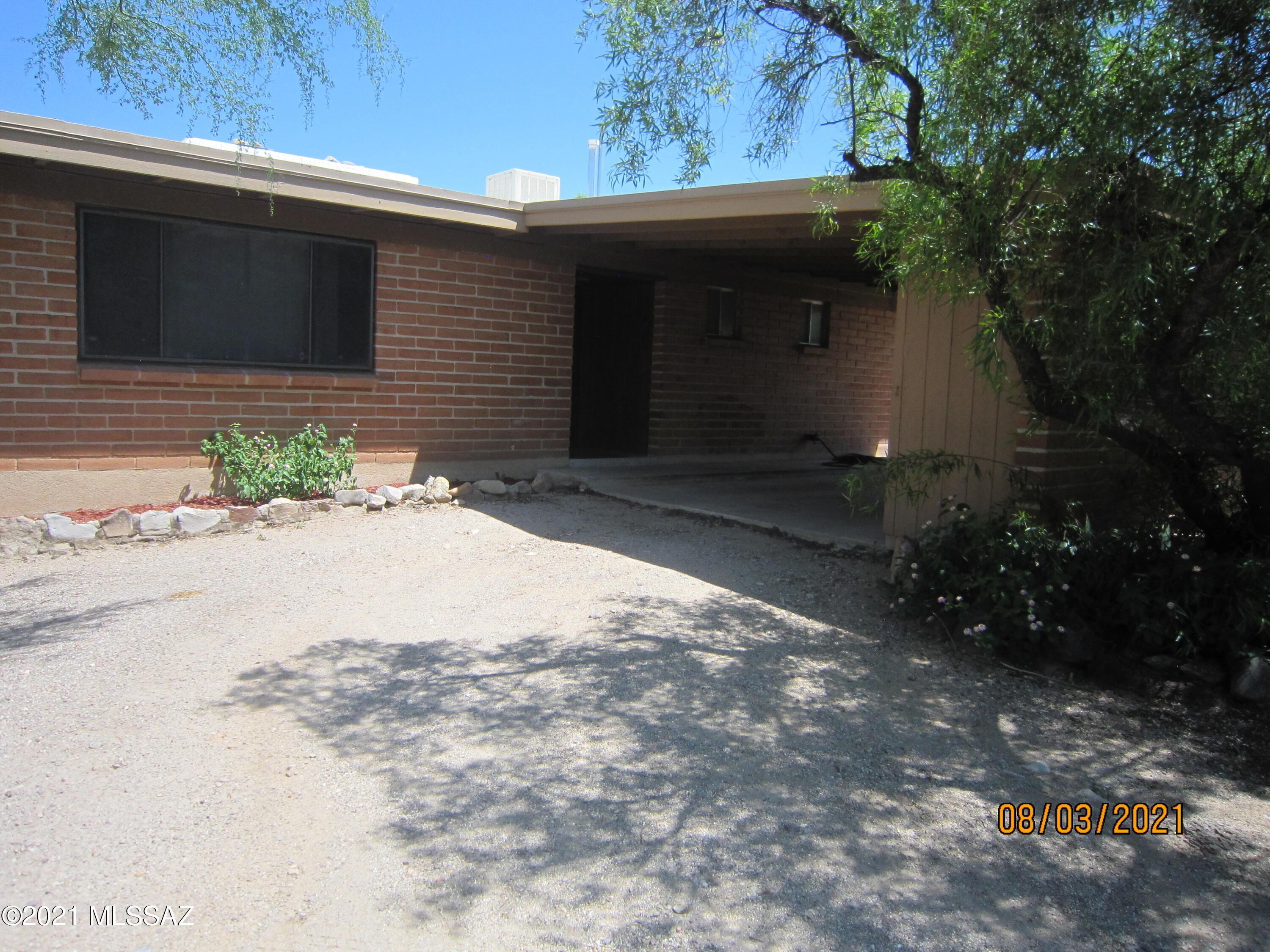 Hiawatha Hills - Residential Lease